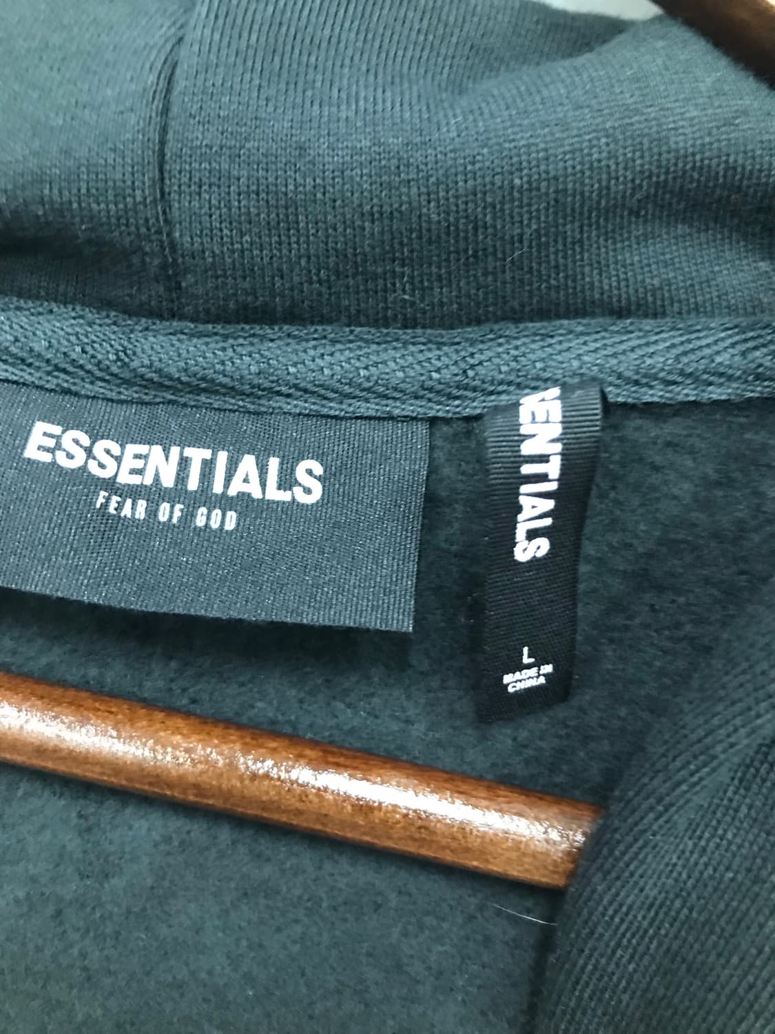 Essentials 백 프린팅 후드 상품이미지3