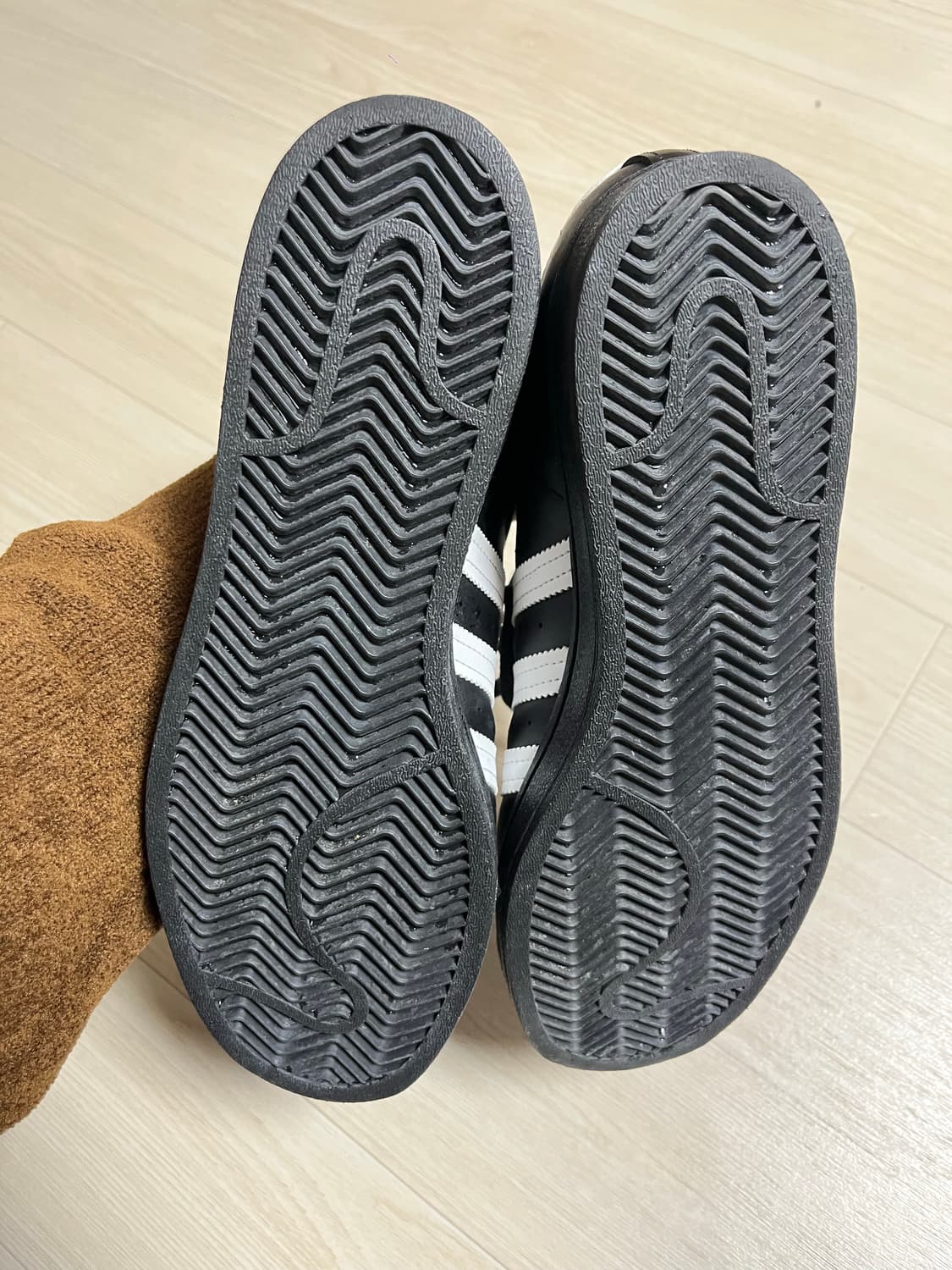 [아디다스] 슈퍼스타 코어 블랙 화이트_265 상품이미지6