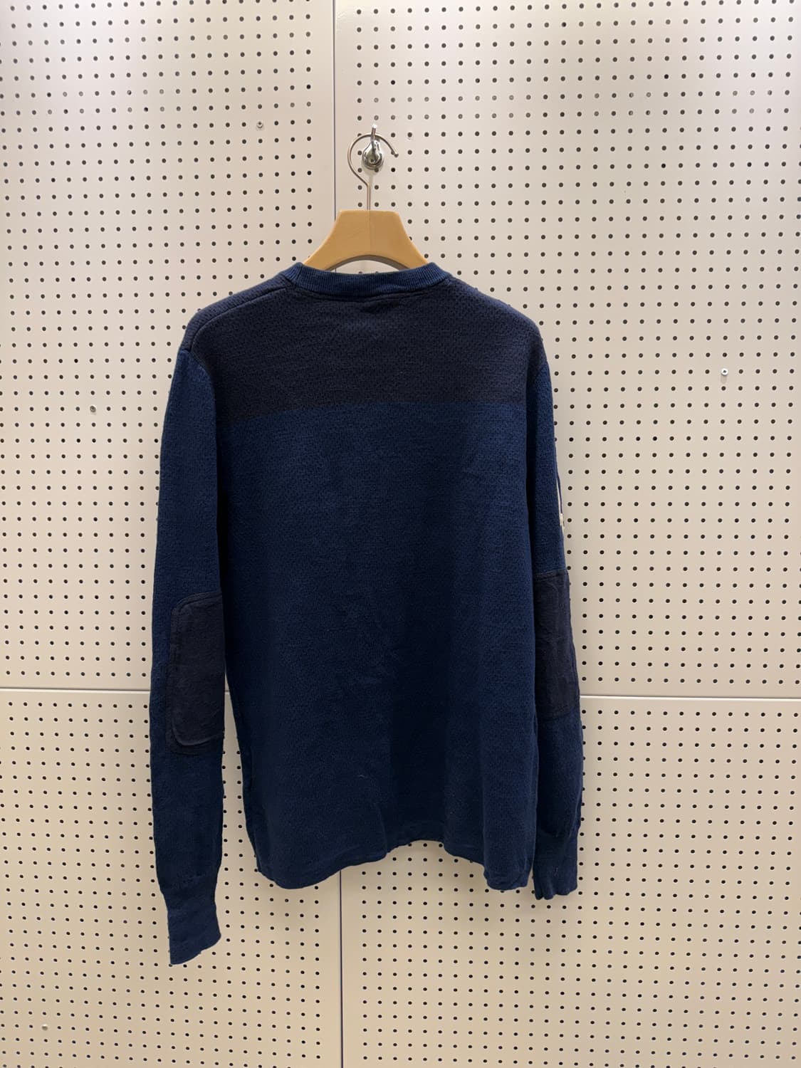 데우스 엑스 마키나 커스텀 로고 니트 스웨터 U952 상품이미지3