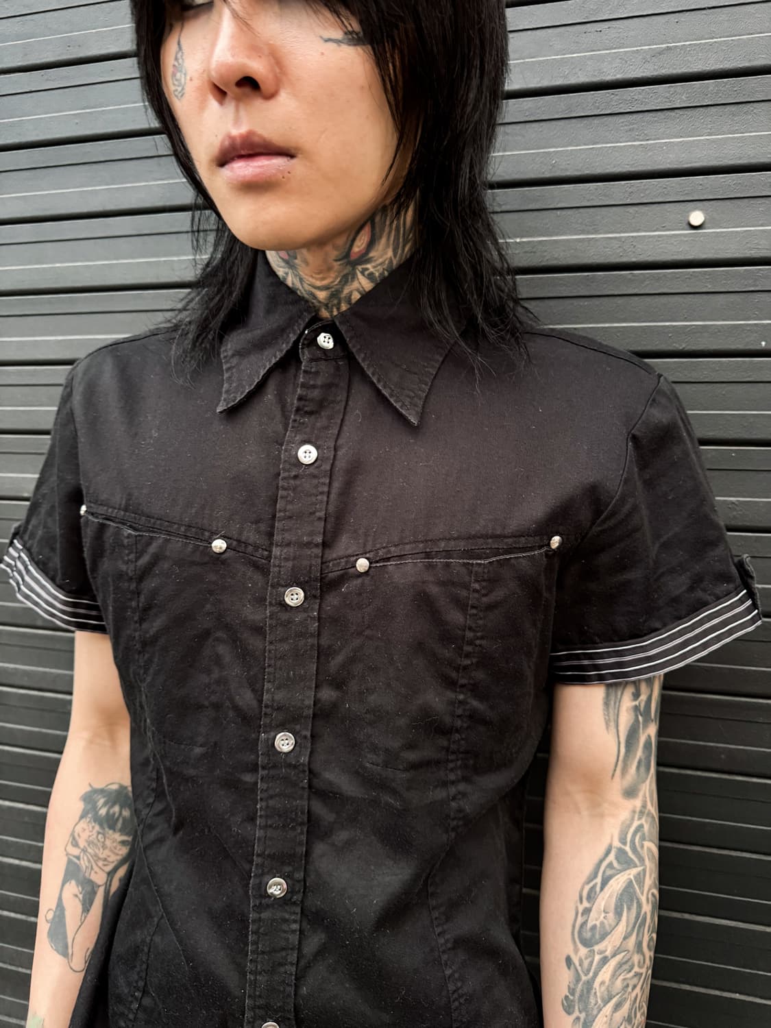Stud Detail Short-Sleeve Shirt 상품이미지2