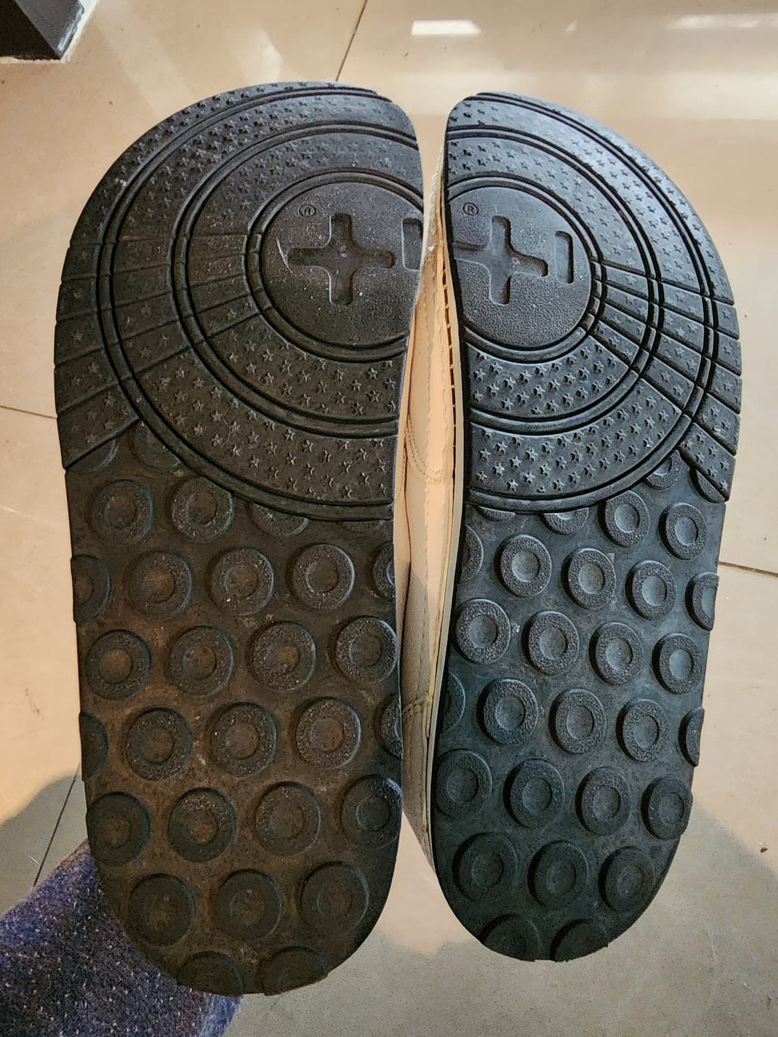 OTZ 오찌 스니커즈 팜. 270mm사이즈 화이트 발편한 운동화 상품이미지7