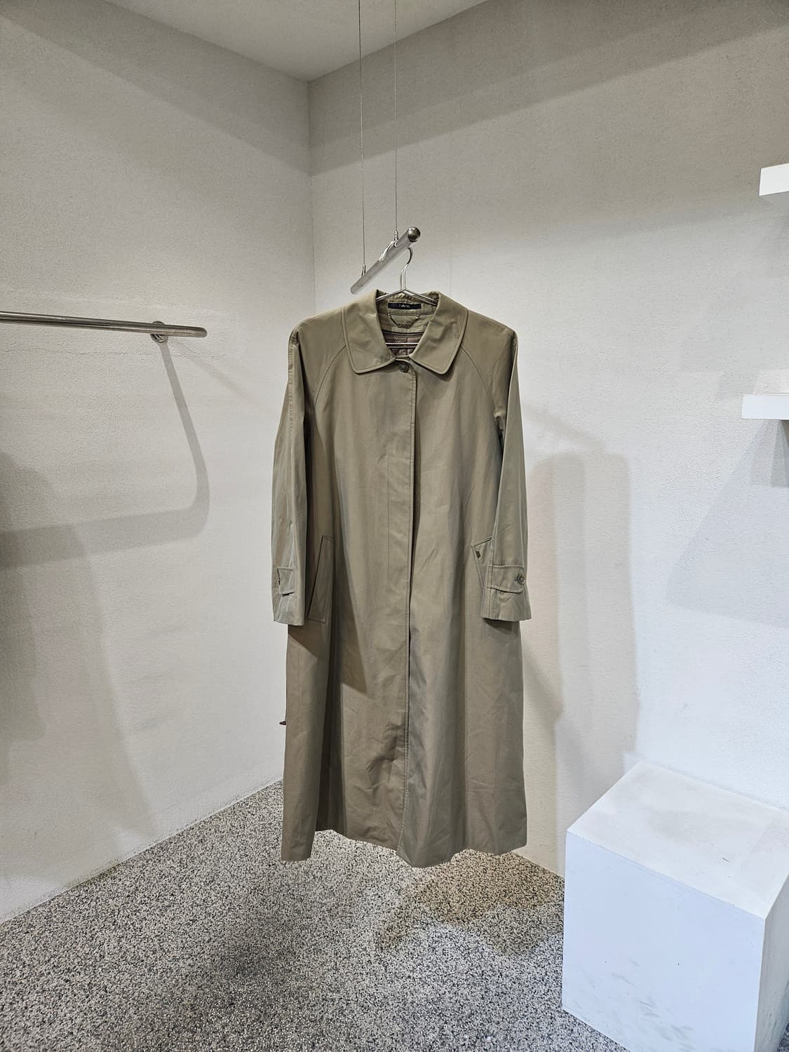 닥스 롱 트렌치 코트 상품이미지1