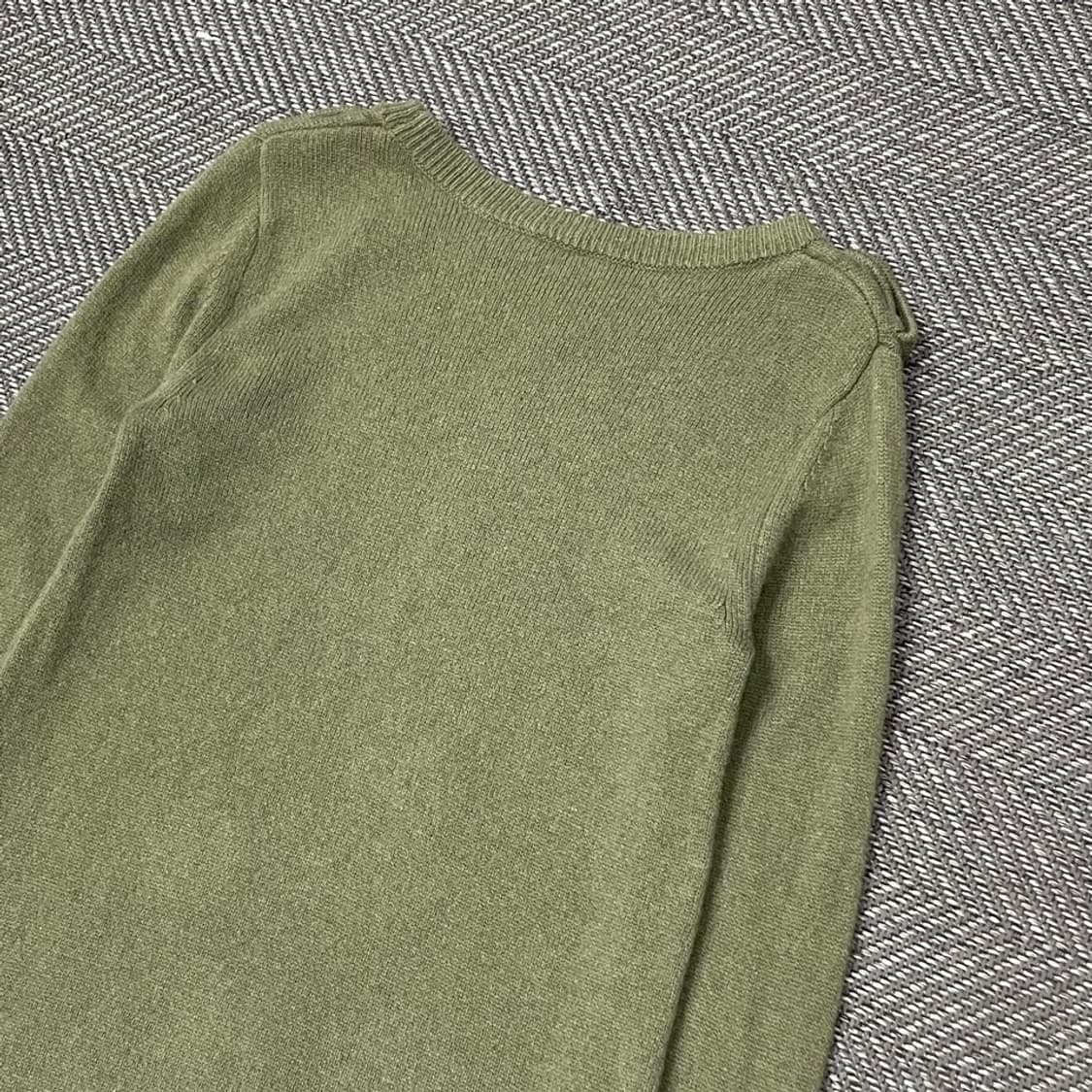  띠어리 캐시미어 견장 니트 v0011  상품이미지4