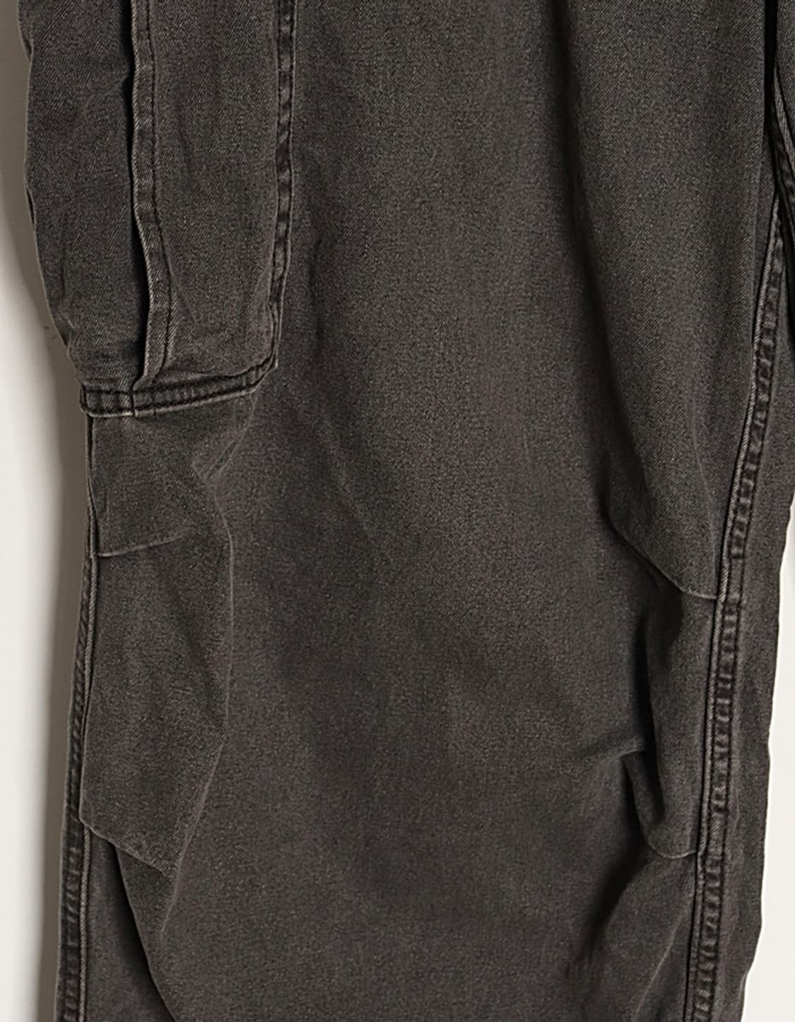  G U Wide-Fit Denim Cargo Pant (32) 상품이미지4