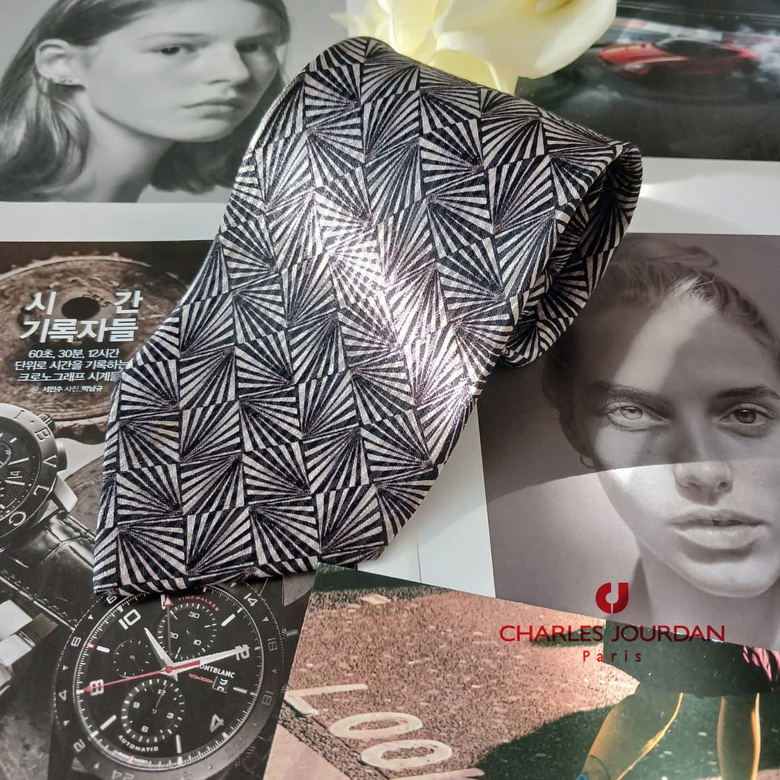 샤를주르당(찰스주르당) 실크 블랙 넥타이 9.6cm B등급 A18930
 상품이미지1