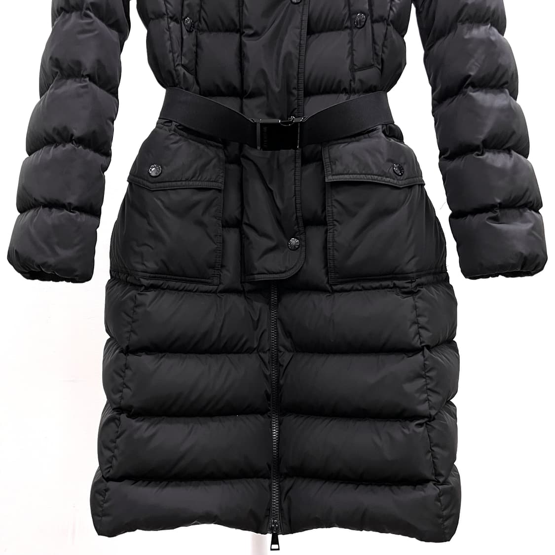 [S급/00사이즈] 몽클레어 클로에 롱패딩 와펜 로고 블랙 패딩 상품이미지5