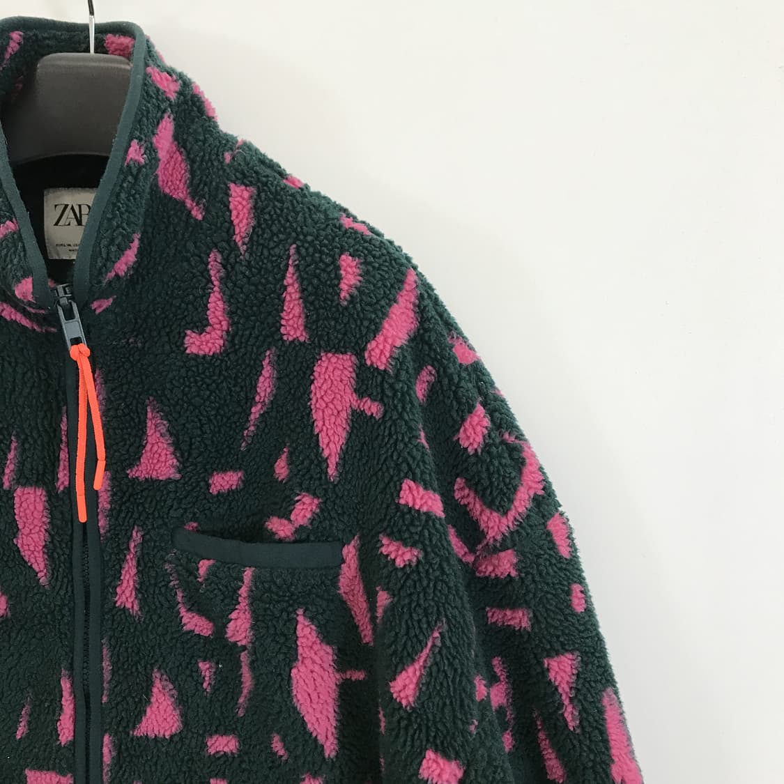 자라 패턴 쉐르파 플리스점퍼 [L-XL] 상품이미지2