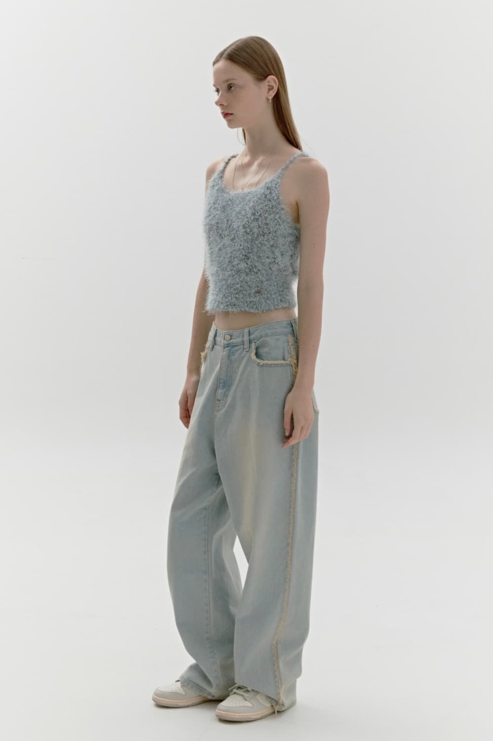 NEW BACK STRING SLEEVELESS KNIT TOP 상품이미지4