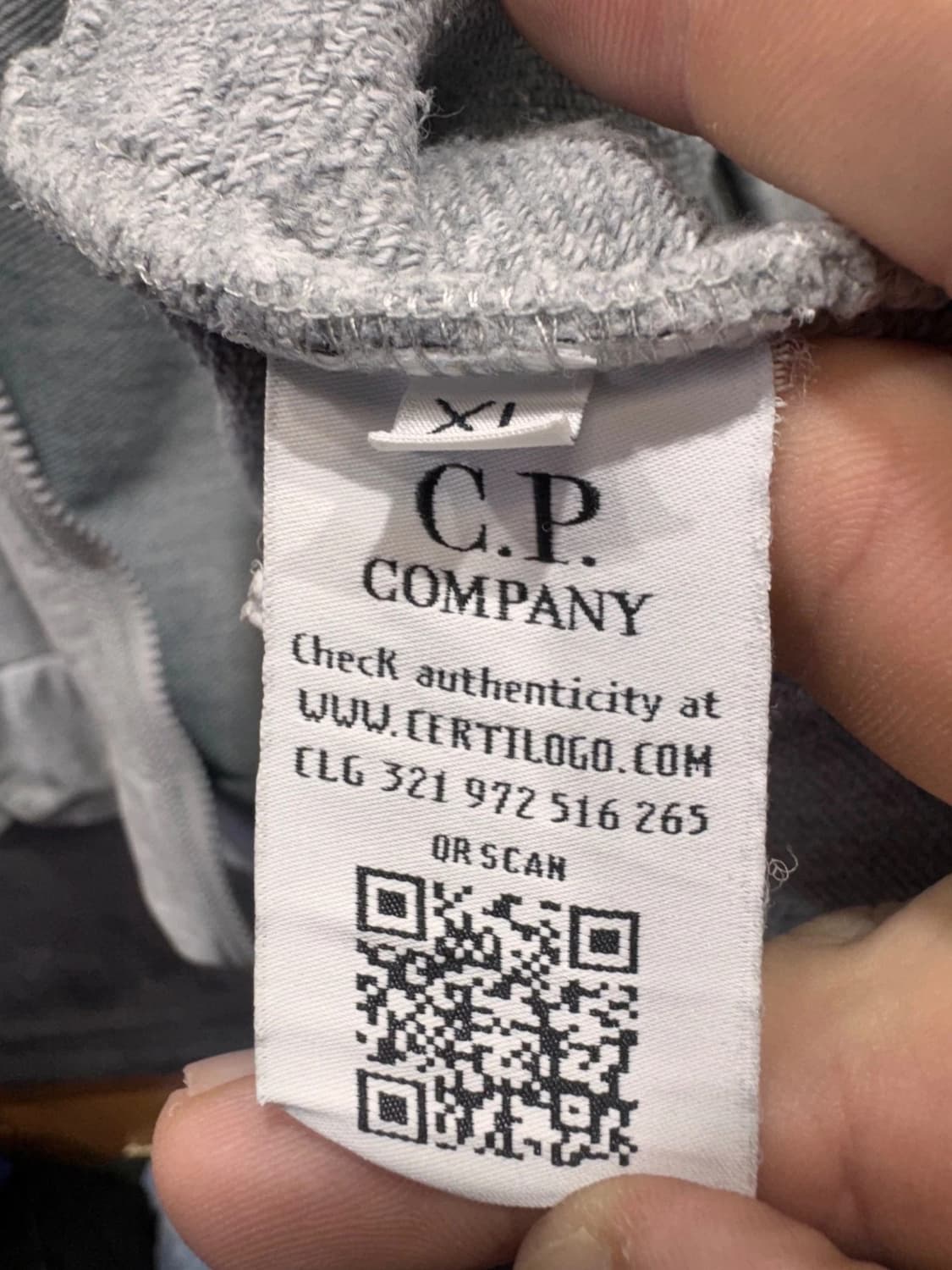 C.P. 컴퍼니 고글 후드 집업 상품이미지9