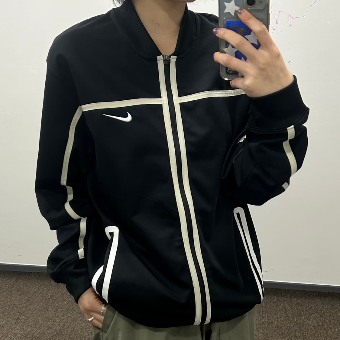 Nike 나이키 아이보리 블랙 배색 져지 상품이미지2