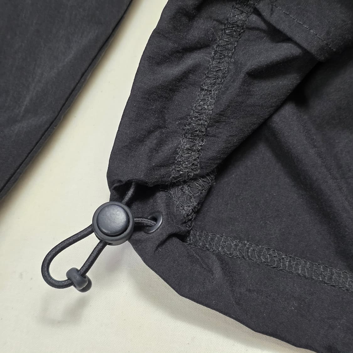 0180 [윌슨] 블랙 바람막이 후드 아노락 M 공용 상품이미지6