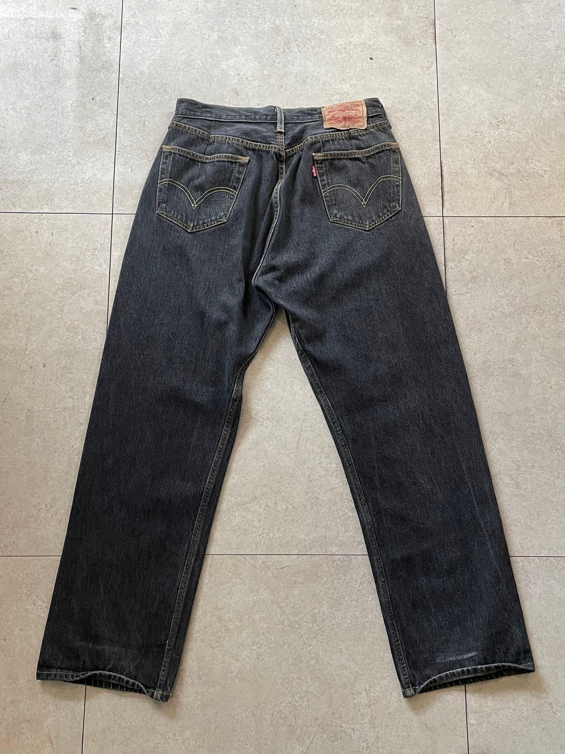 리바이스 501XX 블랙 데님 팬츠 상품이미지1