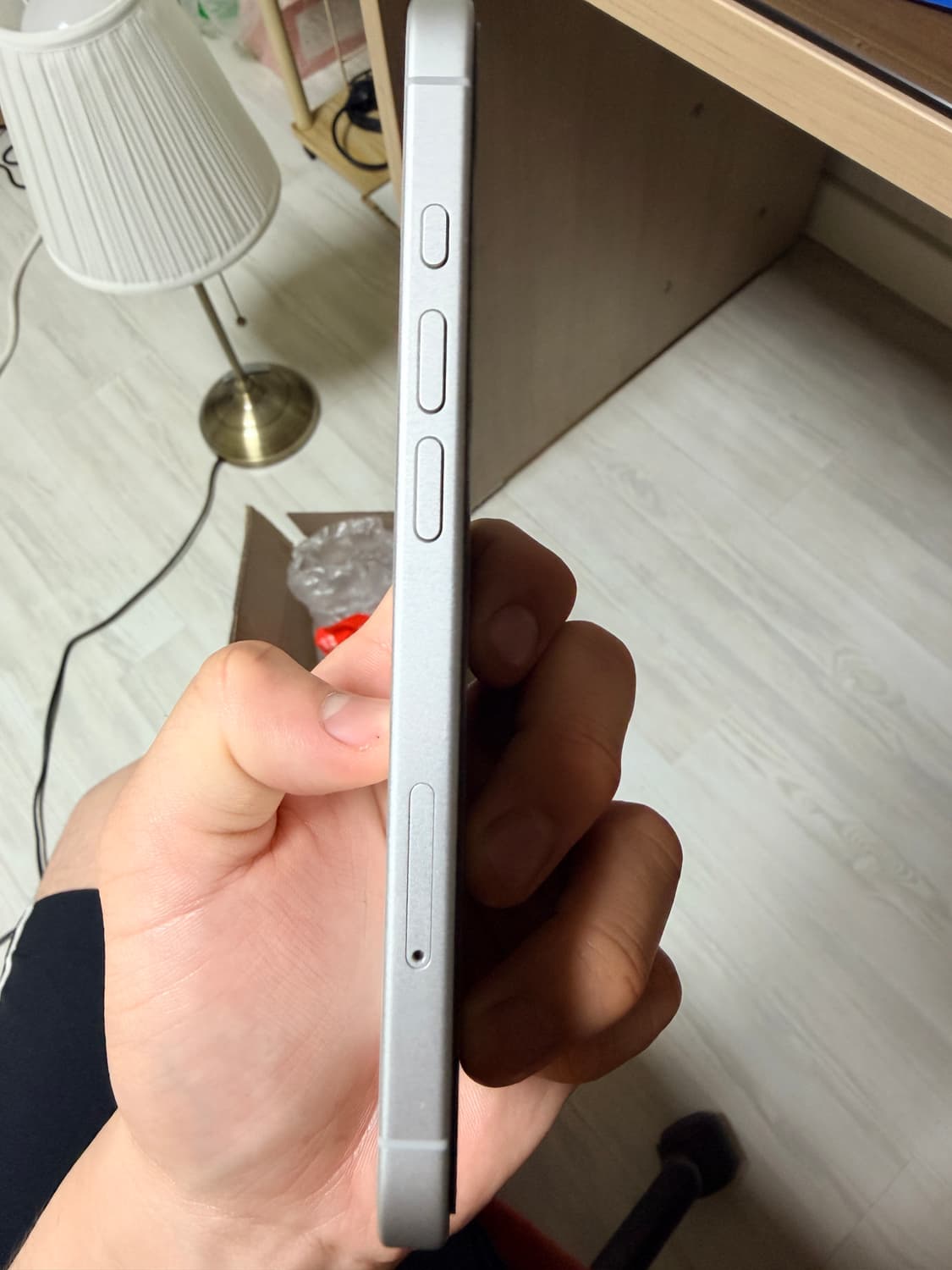 아이폰16 화이트 256gb 상품이미지5