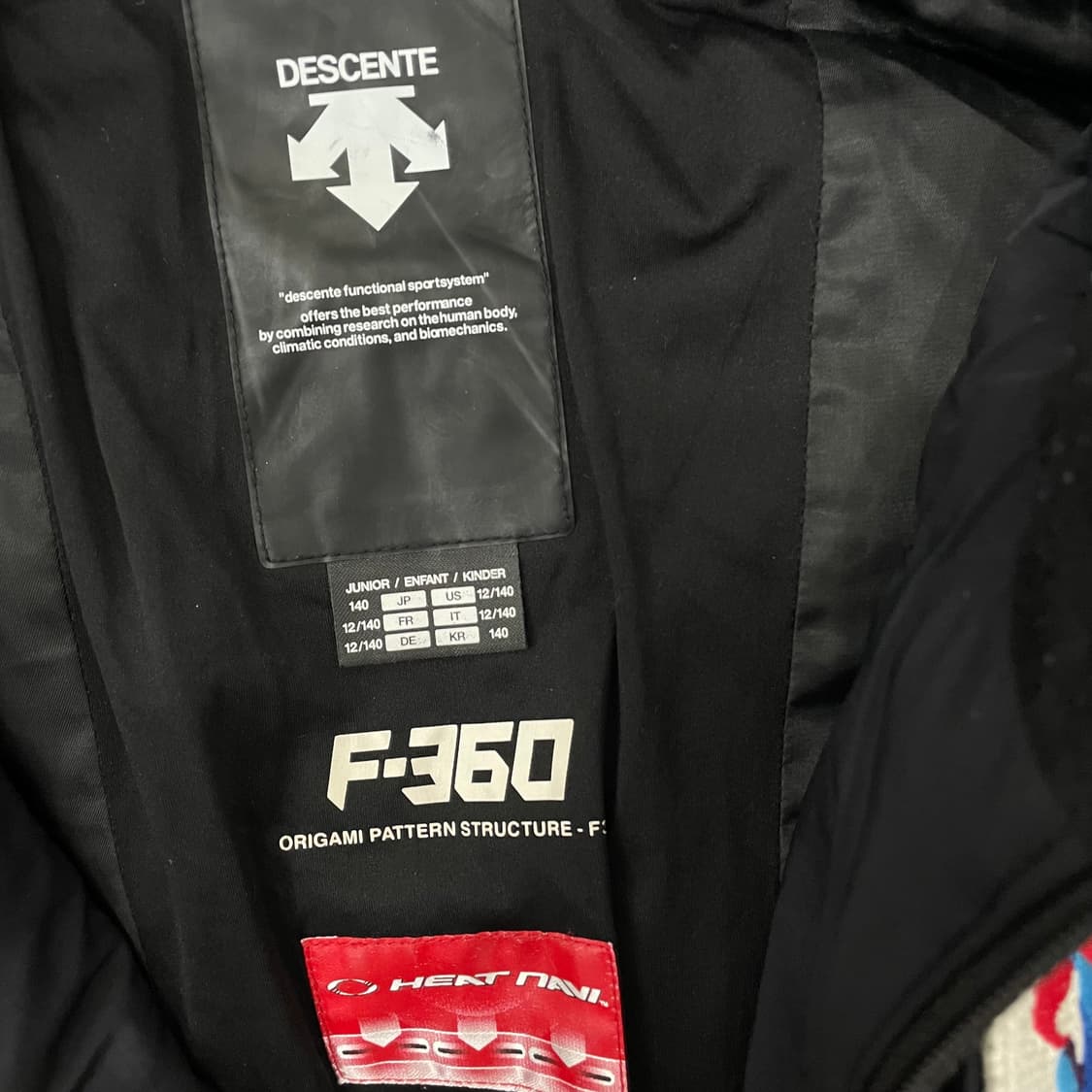 키즈140 데상트 스키 패딩  상품이미지3