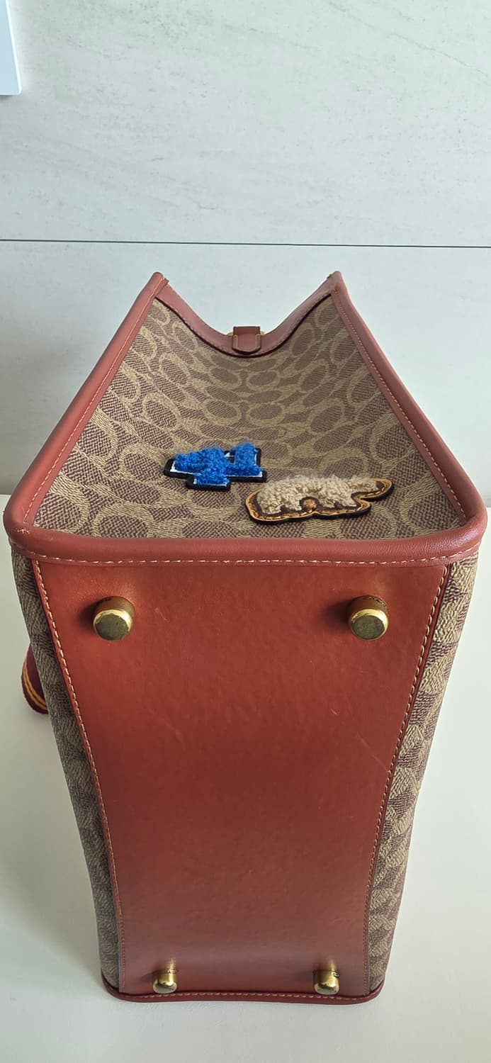 코치 시그니처 패치 토트백 상품이미지6