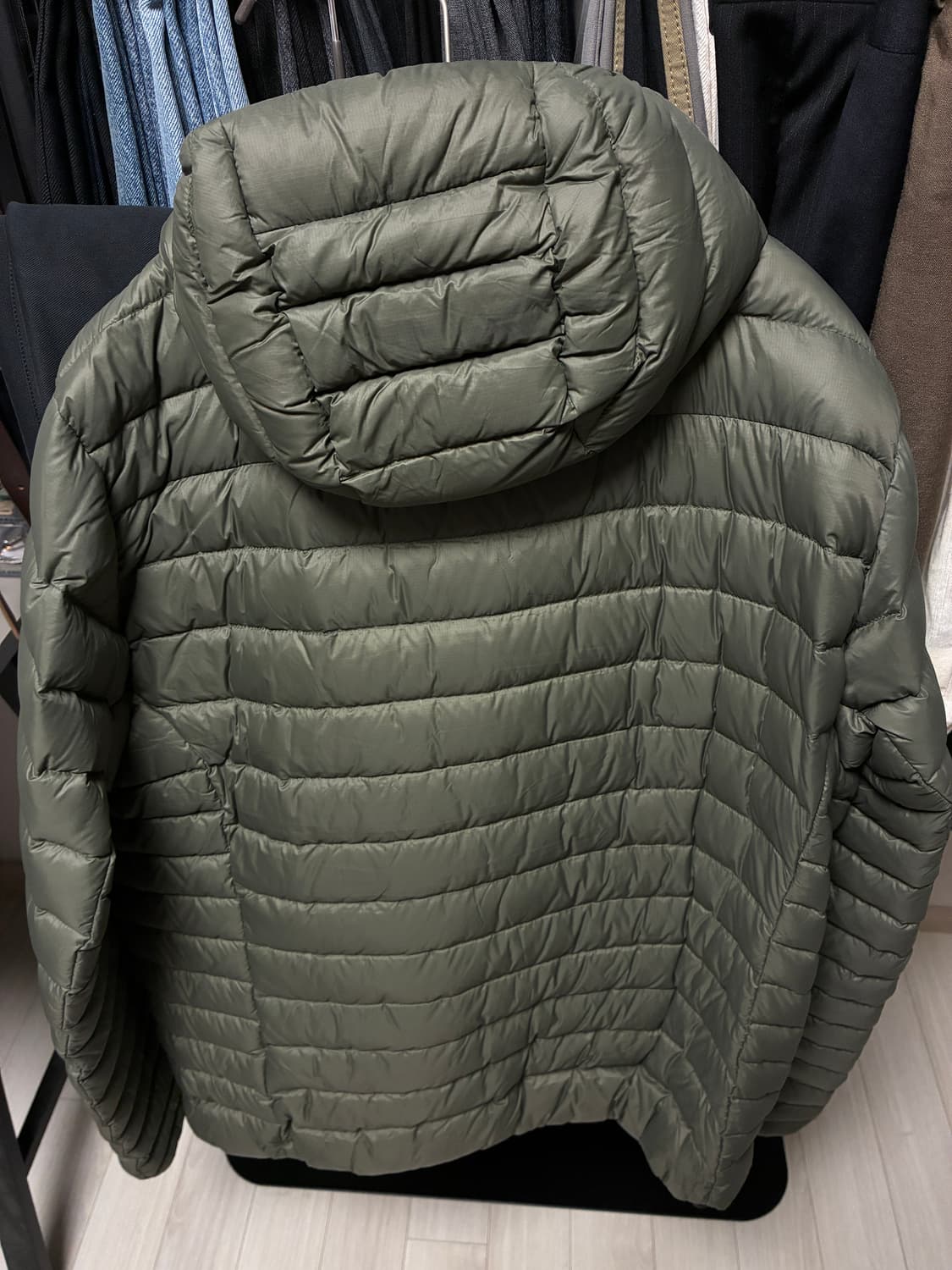 [L] 파타고니아 다운스웨터 후디 베이슨그린 상품이미지2