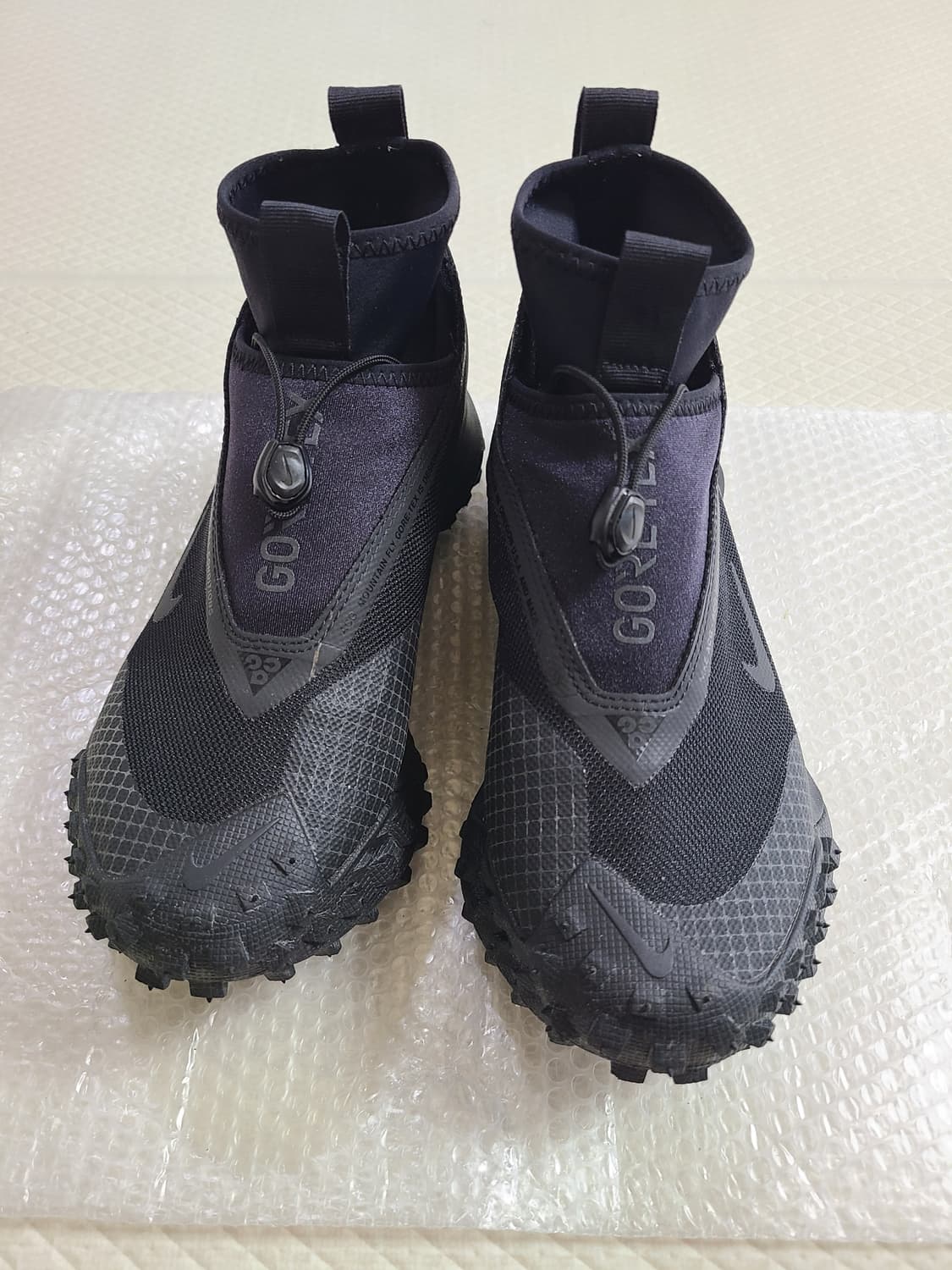 나이키 acg 고어텍스 마운틴플라이 230사이즈 판매 상품이미지1