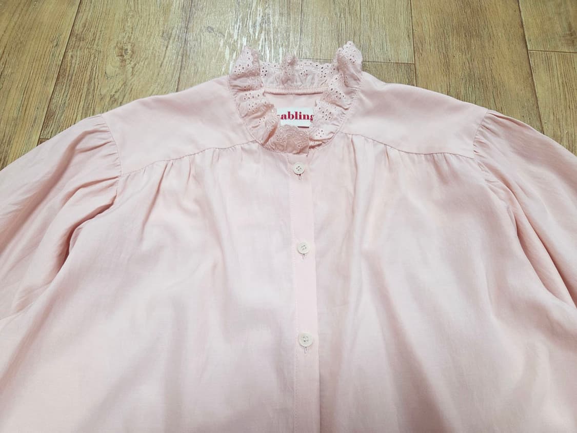 마블링마켓(mabling) 아일렛카라 블라우스 프리사이즈 새상품  상품이미지2