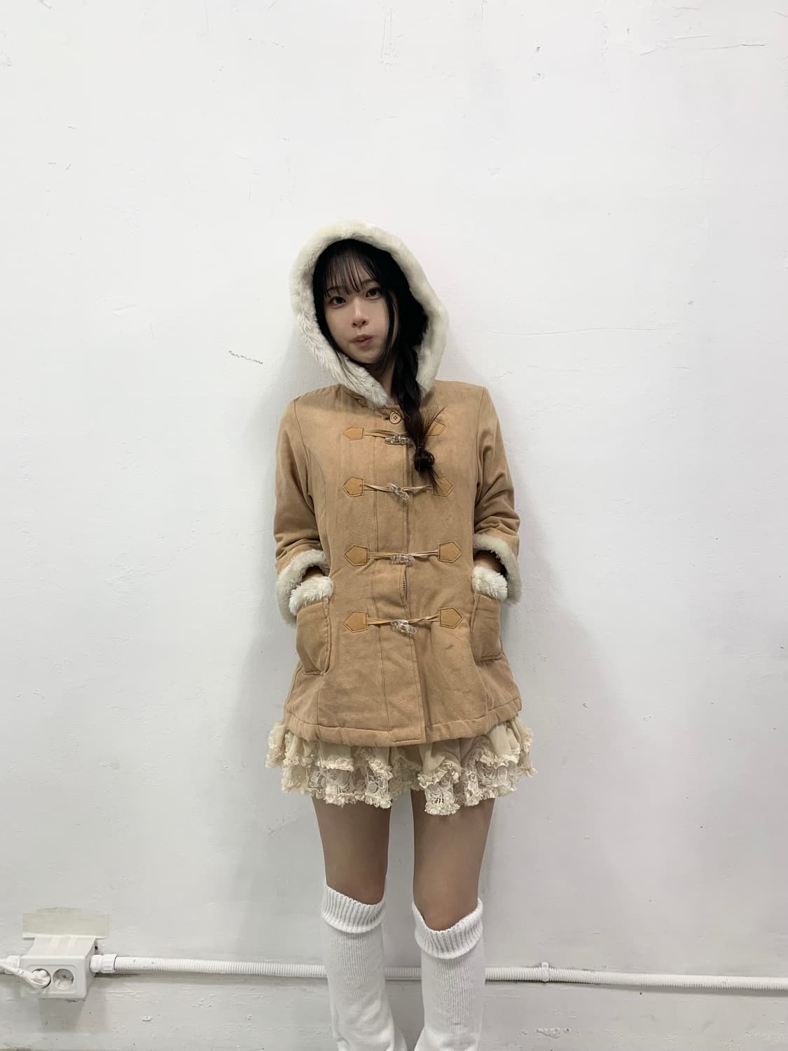 [PINKY PALETTE] 라떼갸루 리락쿠마 폭닥 떡볶이 코트 상품이미지2