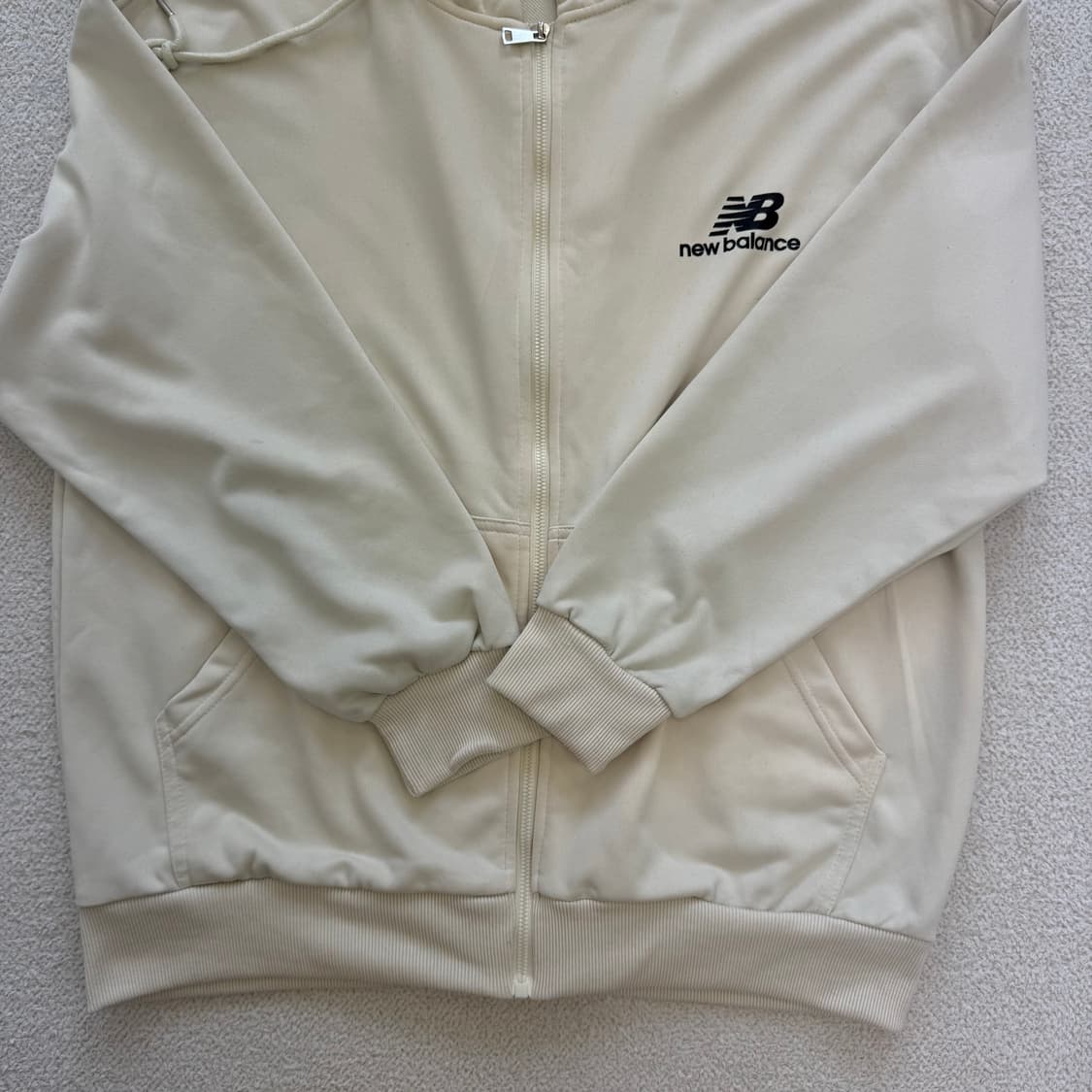[110정도] 뉴발란스 백프린팅 후드집업 자켓 아이보리 3725 상품이미지3
