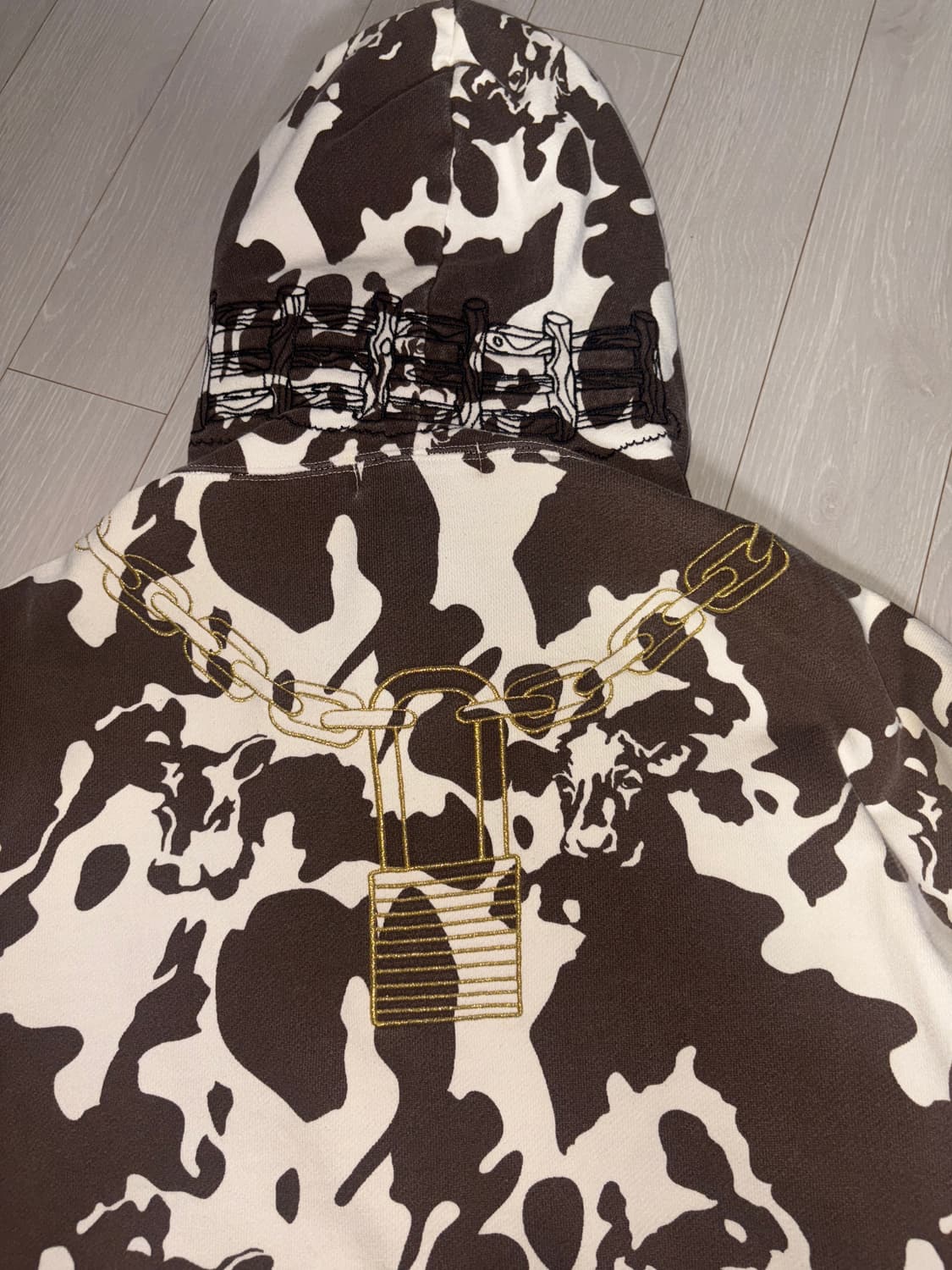 베이프 카우 한정판 후드집업 상품이미지5