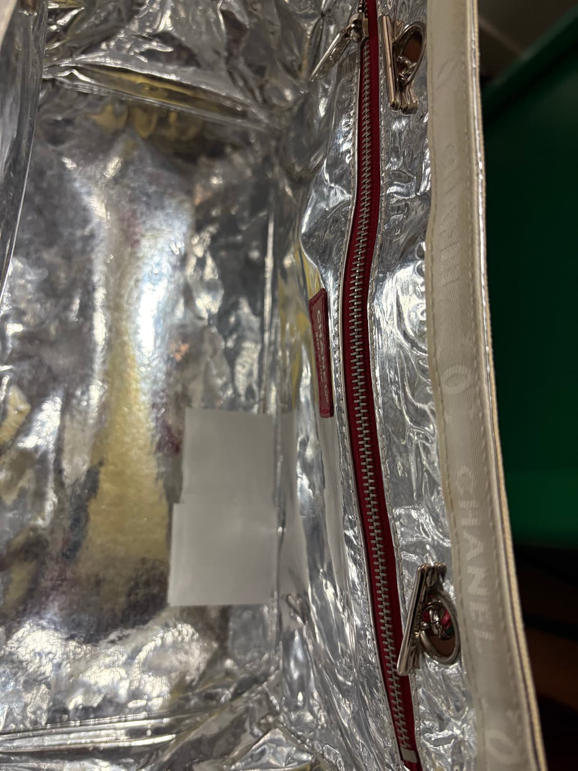 샤넬 토트백 희귀모델 팔아요 상품이미지6