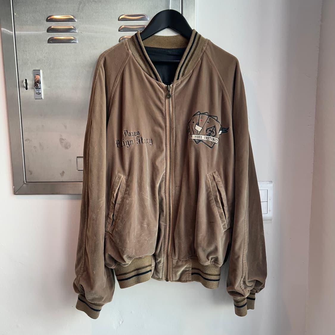 Pazzo design story 벨벳 봄버 자켓 상품이미지1