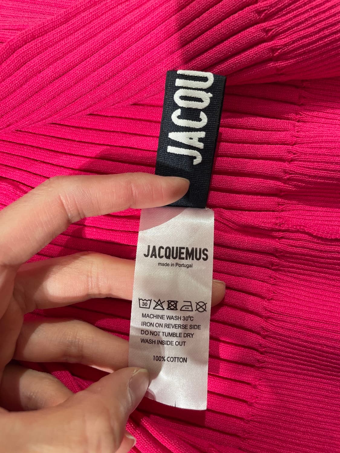 자크뮈스 네온 핑크 라 마이유 프랄루 롱그 가디건 상품이미지8