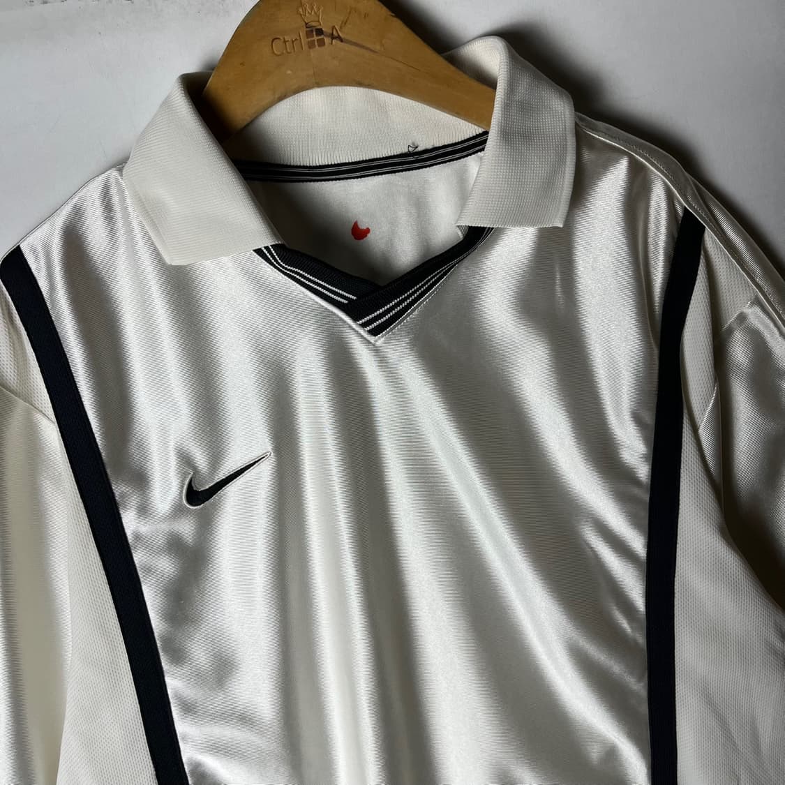 [Nike] 00's 나이키 재팬 올드스쿨 유광 풋볼셔츠 상품이미지3