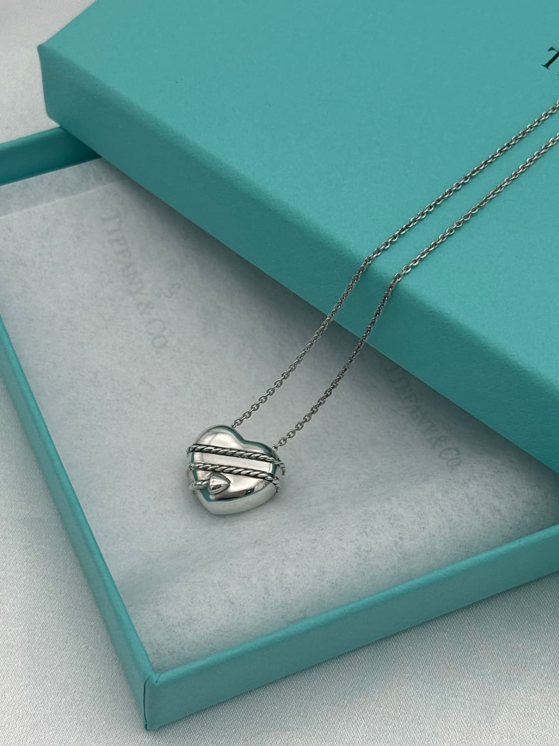 티파니앤코 애로우 하트 목걸이 상품이미지3