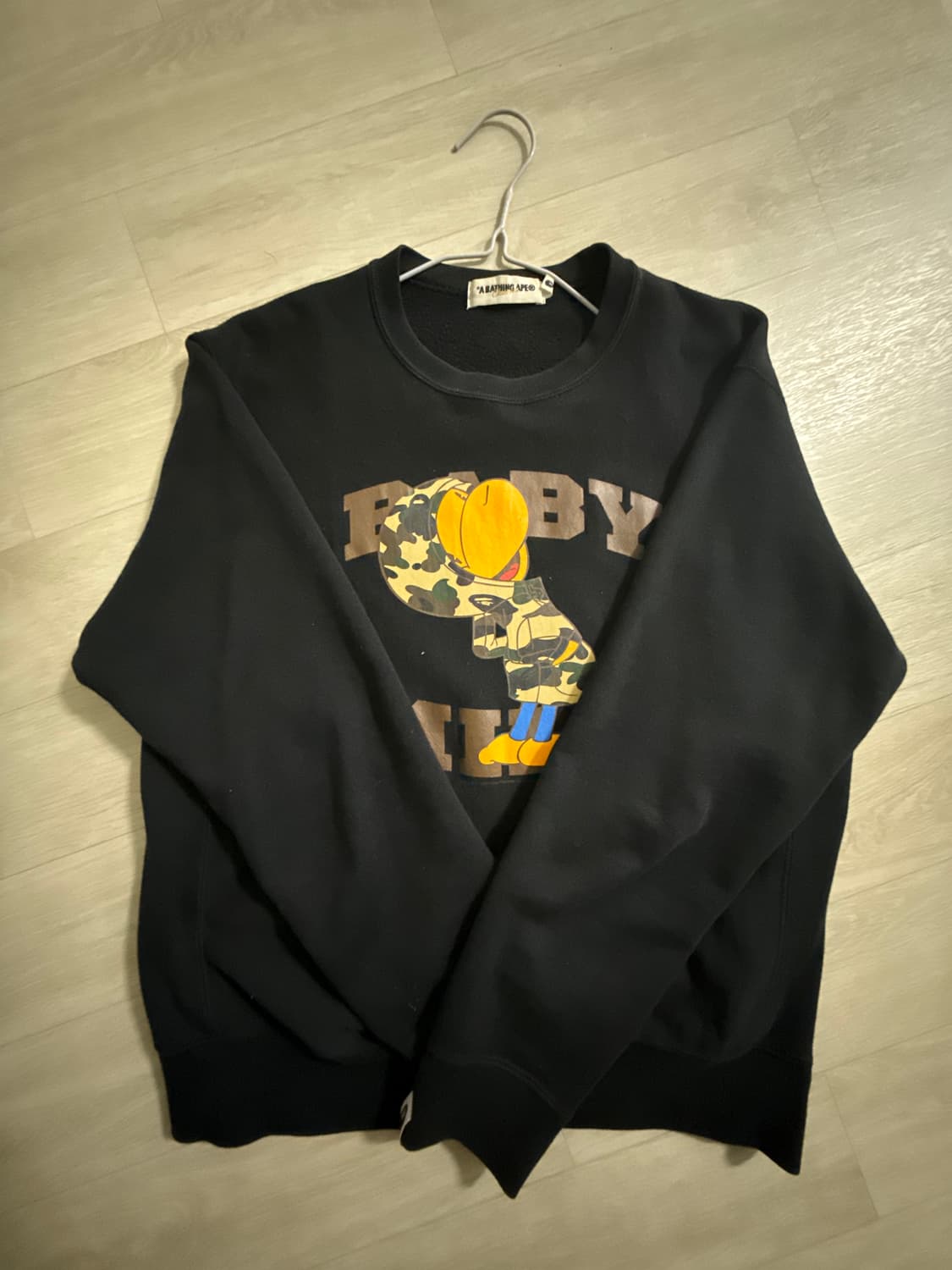 베이프 마일로 맨투맨  상품이미지1