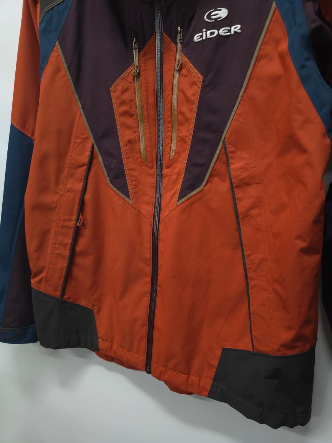 아이더 디펜더 배색 바람막이 재킷 (95~100) 상품이미지4