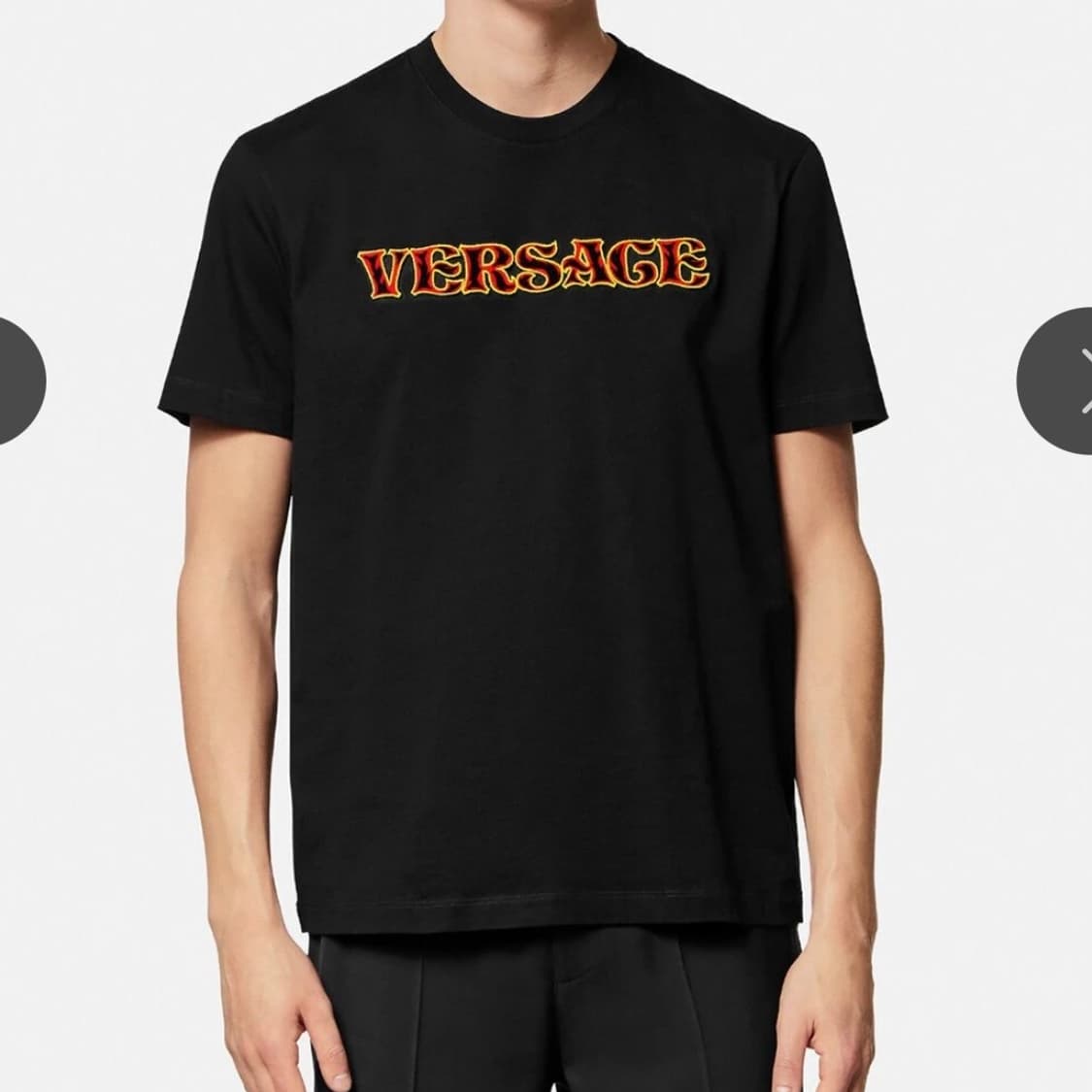 VERSACE 베르사체 엠보 로고 티셔츠 블랙 상품이미지3