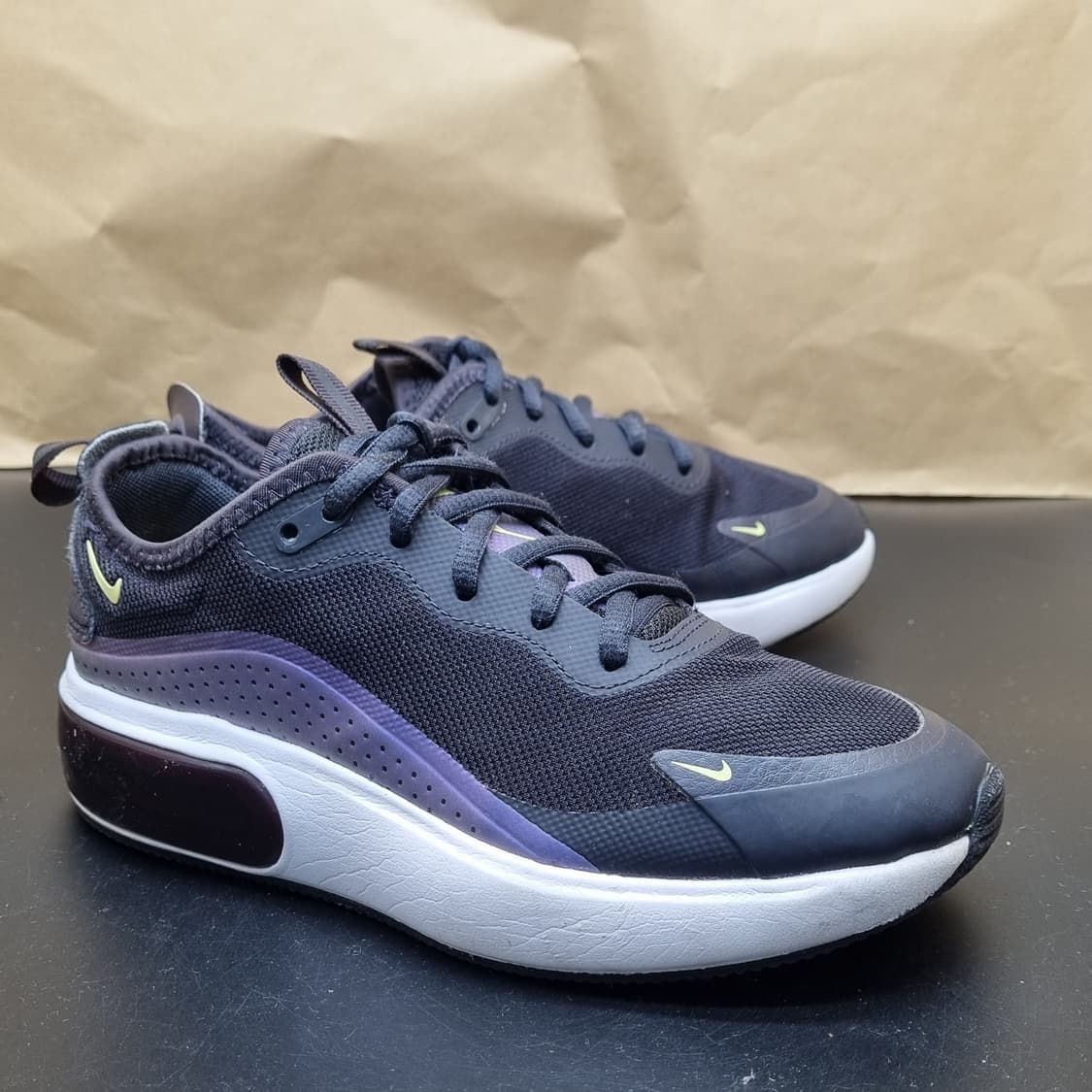 나이키 에어맥스 디아 오일그레이 운동화235 상품이미지1