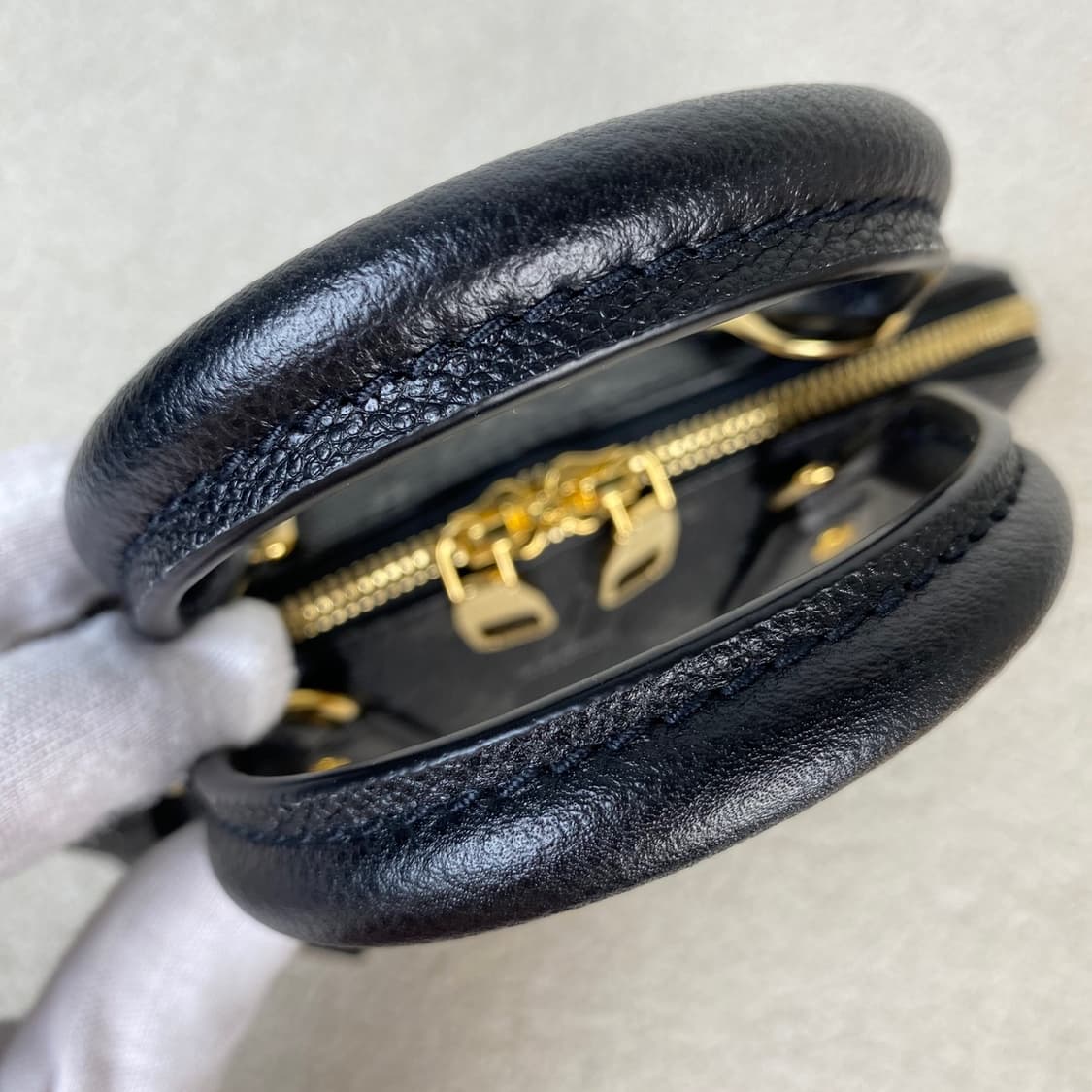 루이비통 네오 알마bb 크로스백  상품이미지6