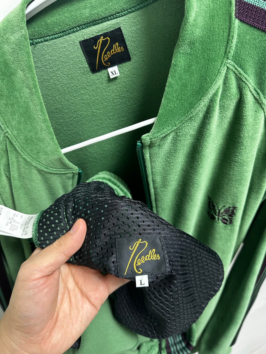 니들스 R.C 벨루어 트랙 자켓 판매합니다. 상품이미지6