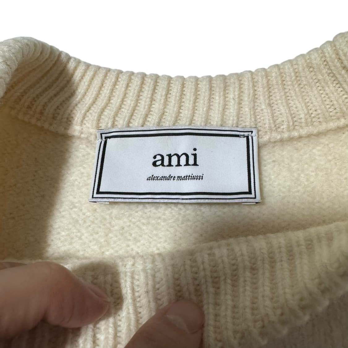 정품 아미 빅하트 아이보리 울니트 상품이미지4