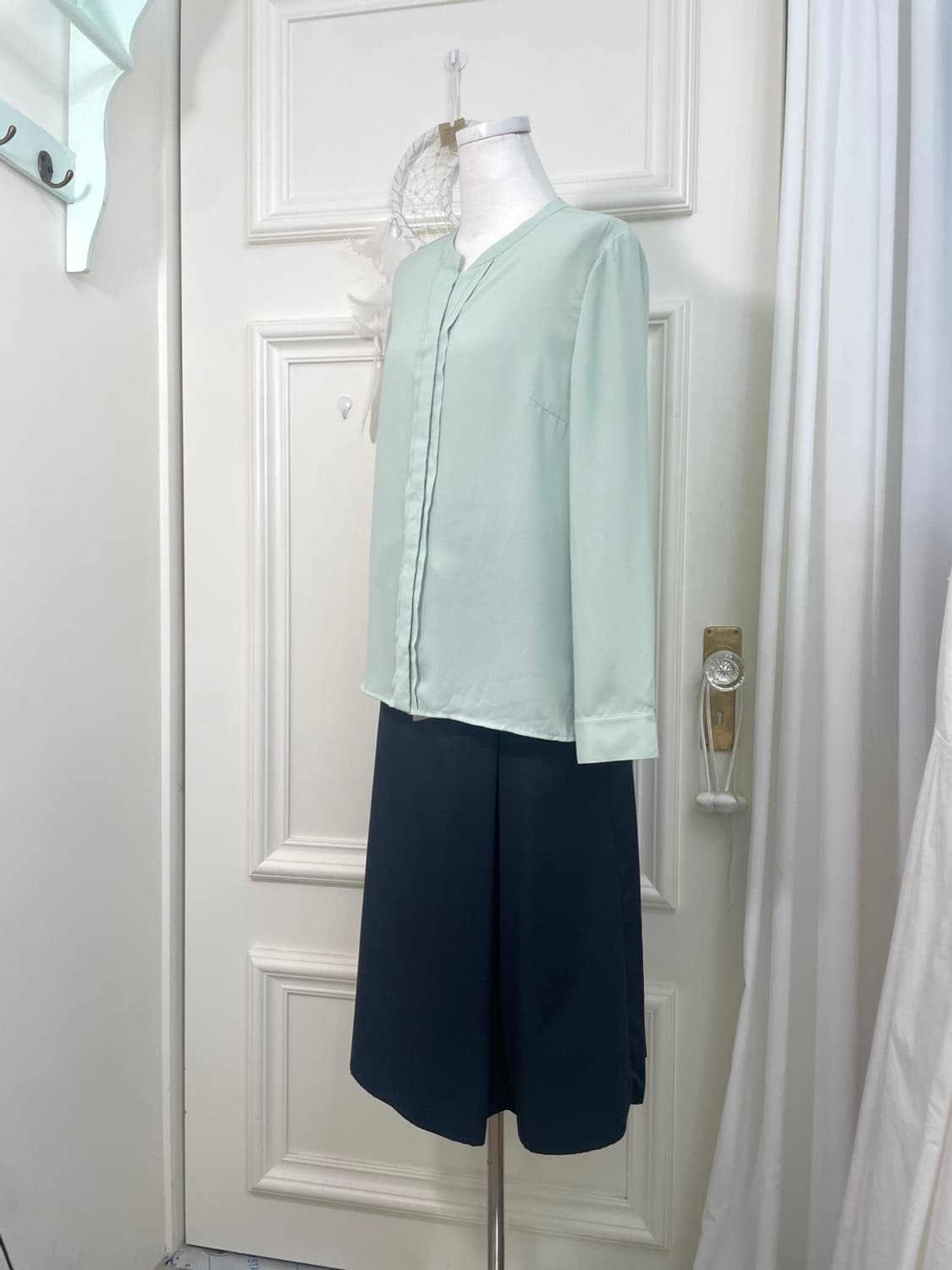 navy pleats back banding skirt 상품이미지7