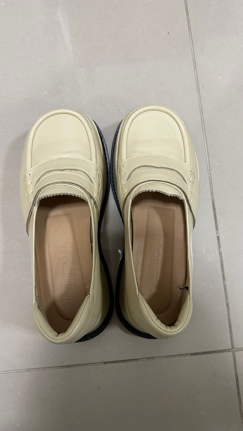 새상품) 디자이너브랜드 언다이드룸 235 상품이미지3