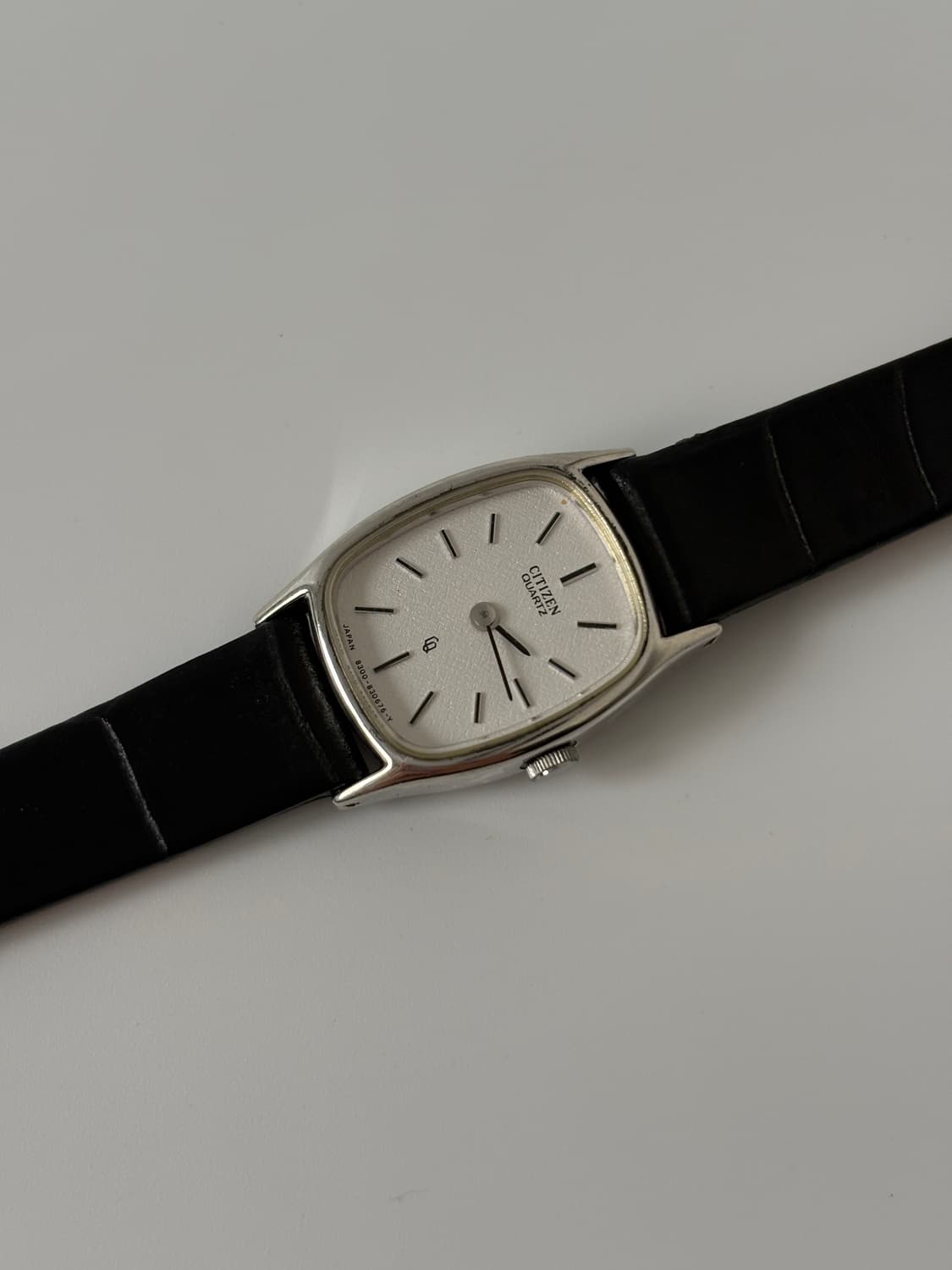 1980s CQ Snow Dial Tank Ladies Quartz 상품이미지4