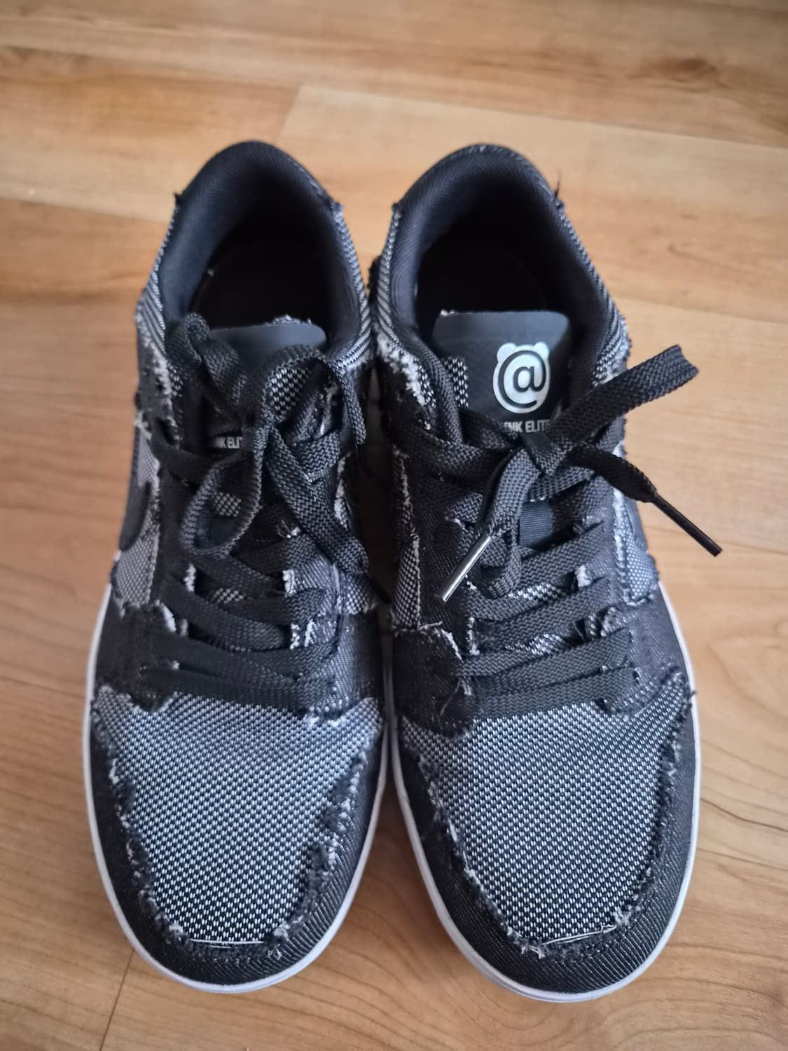 나이키 메디콤토이 덩크 로우 베어브릭 상품이미지3