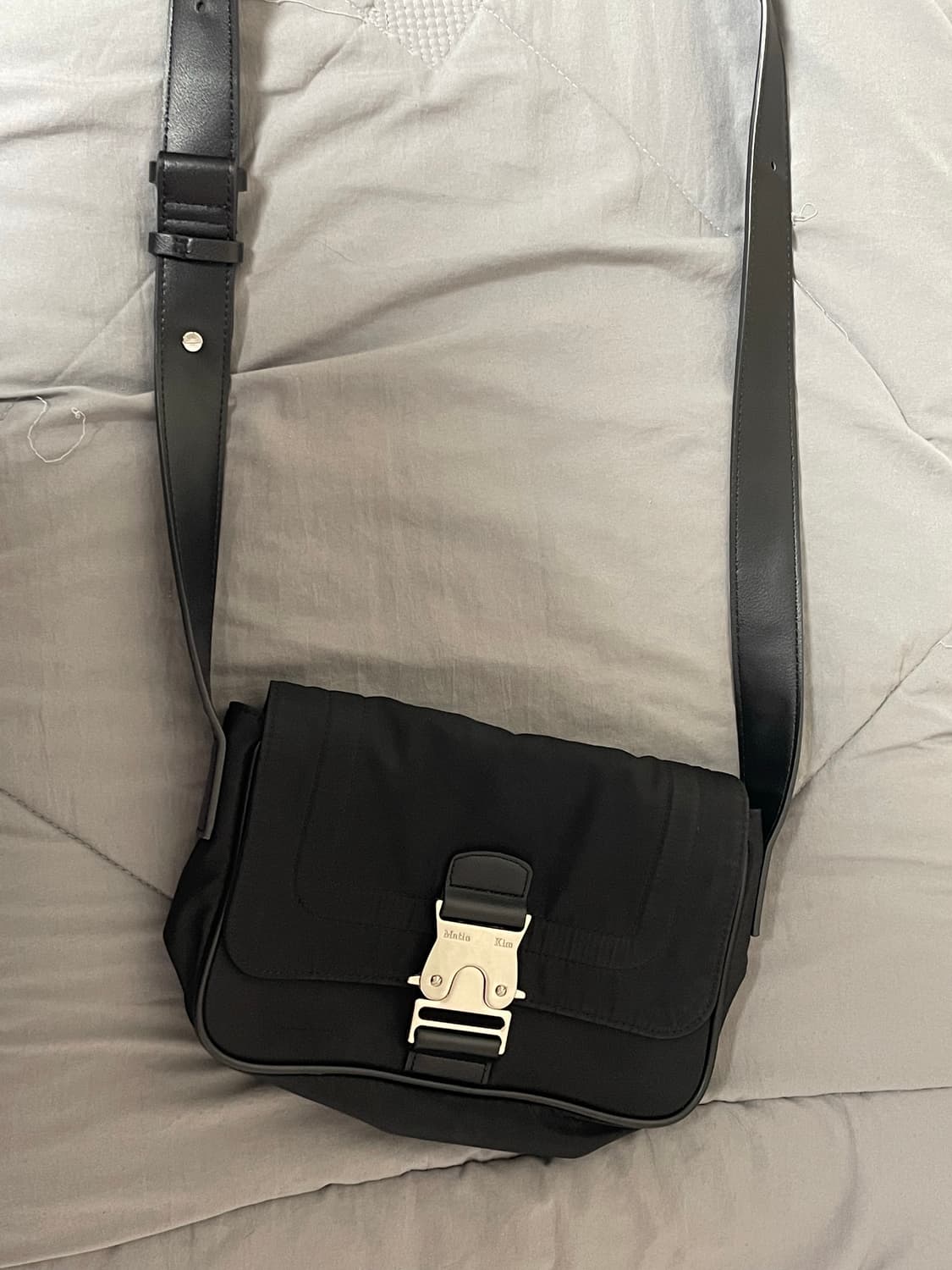 마뗑킴 미니 버클백 블랙 상품이미지1