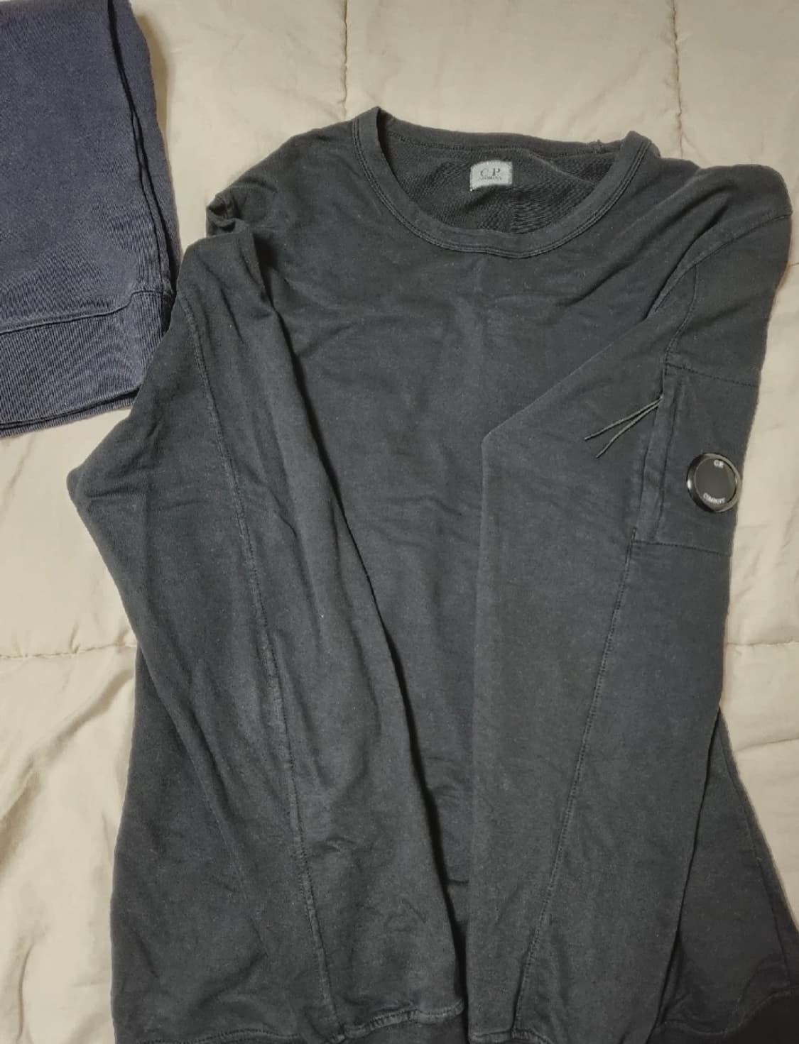 CP컴퍼니 경량 렌즈 티셔츠 (XL 105) 상품이미지1