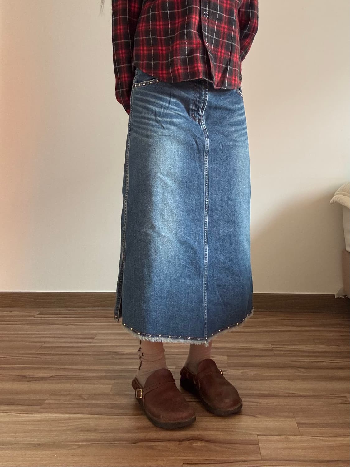 데님 스터드 롱스커트 상품이미지1