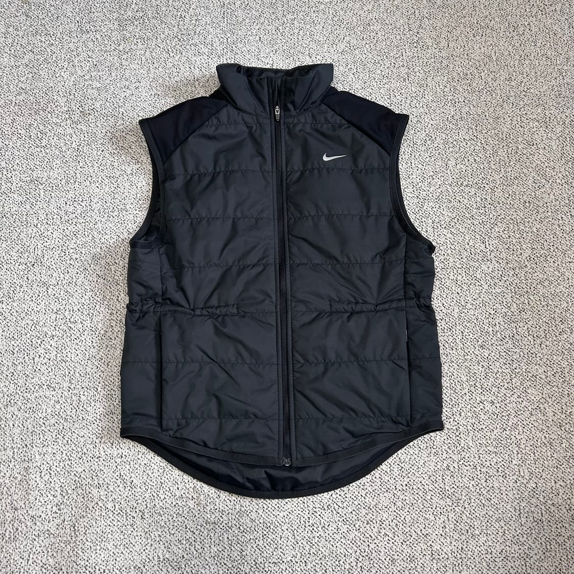 나이키 러닝베스트 상품이미지1