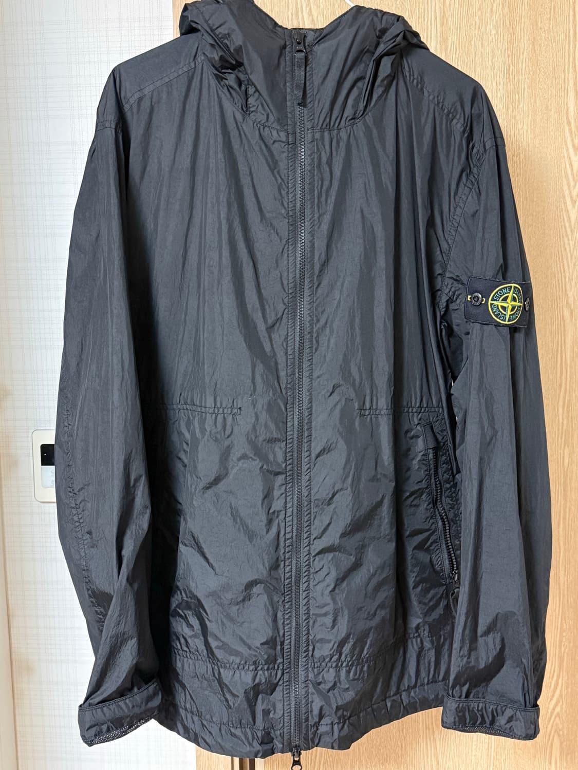 [L]스톤아일랜드 크링클랩스 나일론 가먼트 후드 자켓 상품이미지2