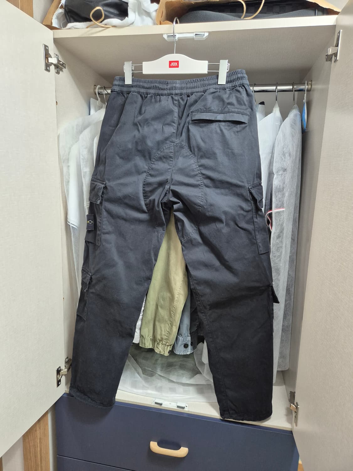 한글택 새상품급 스톤아일랜드 투포켓 카고바지 30 블랙 상품이미지2