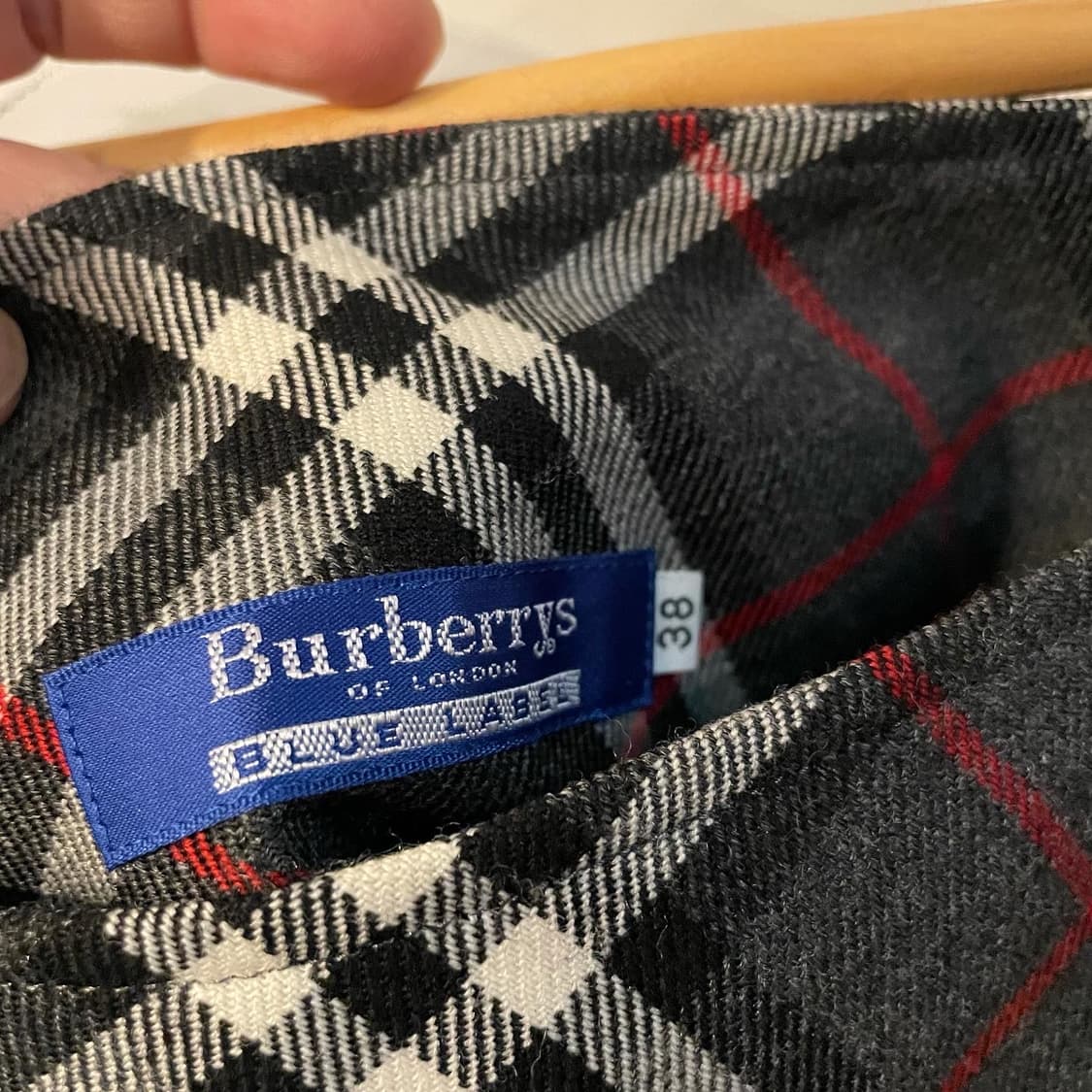 버버리스커트 상품이미지2