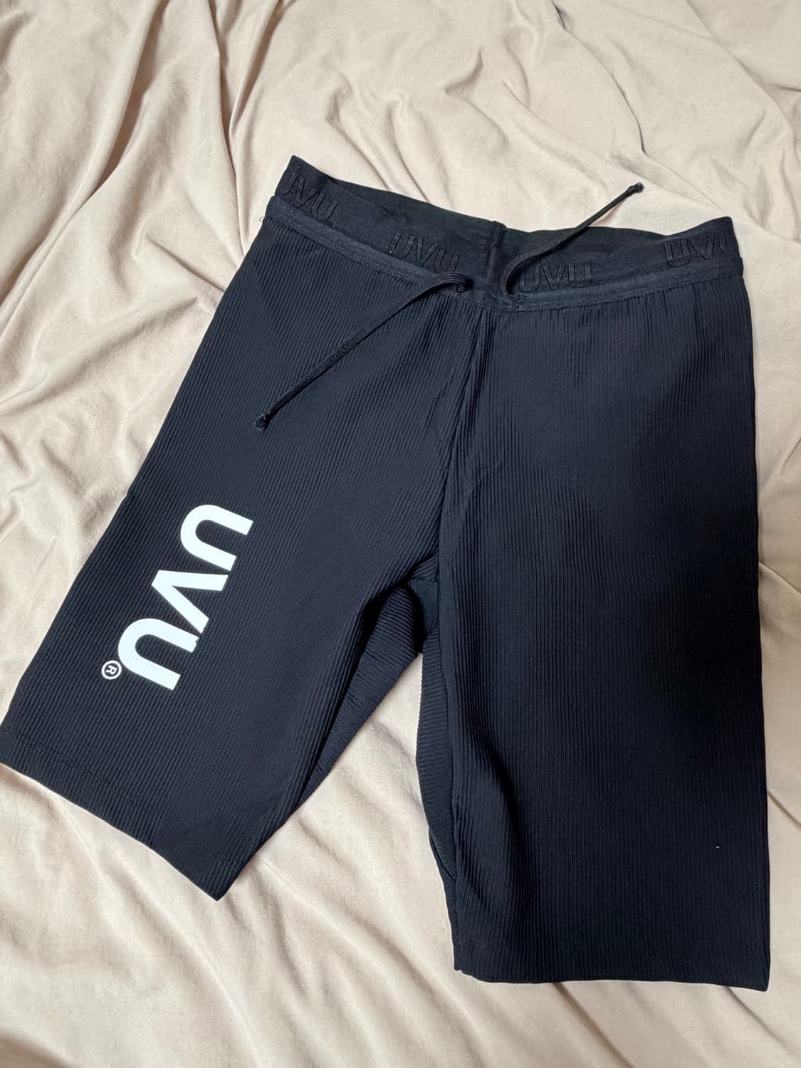 uvu 타이즈 판매합니다  상품이미지1