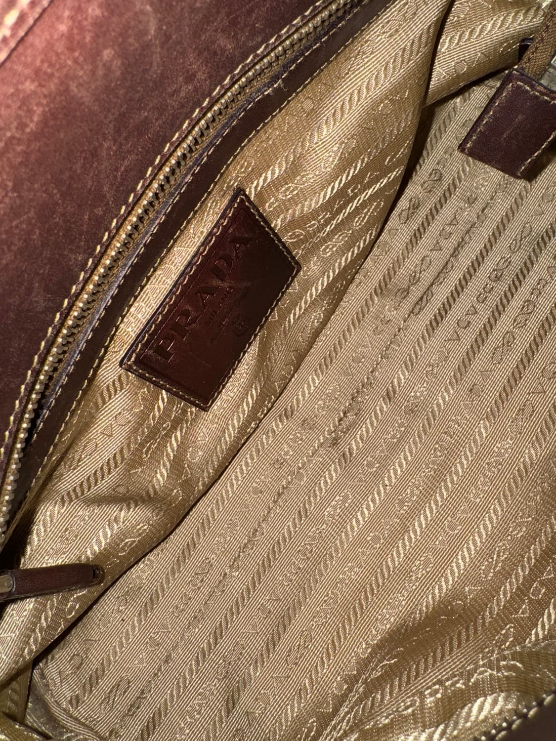 (정품) 프라다 자카드 로고 토트백 상품이미지4